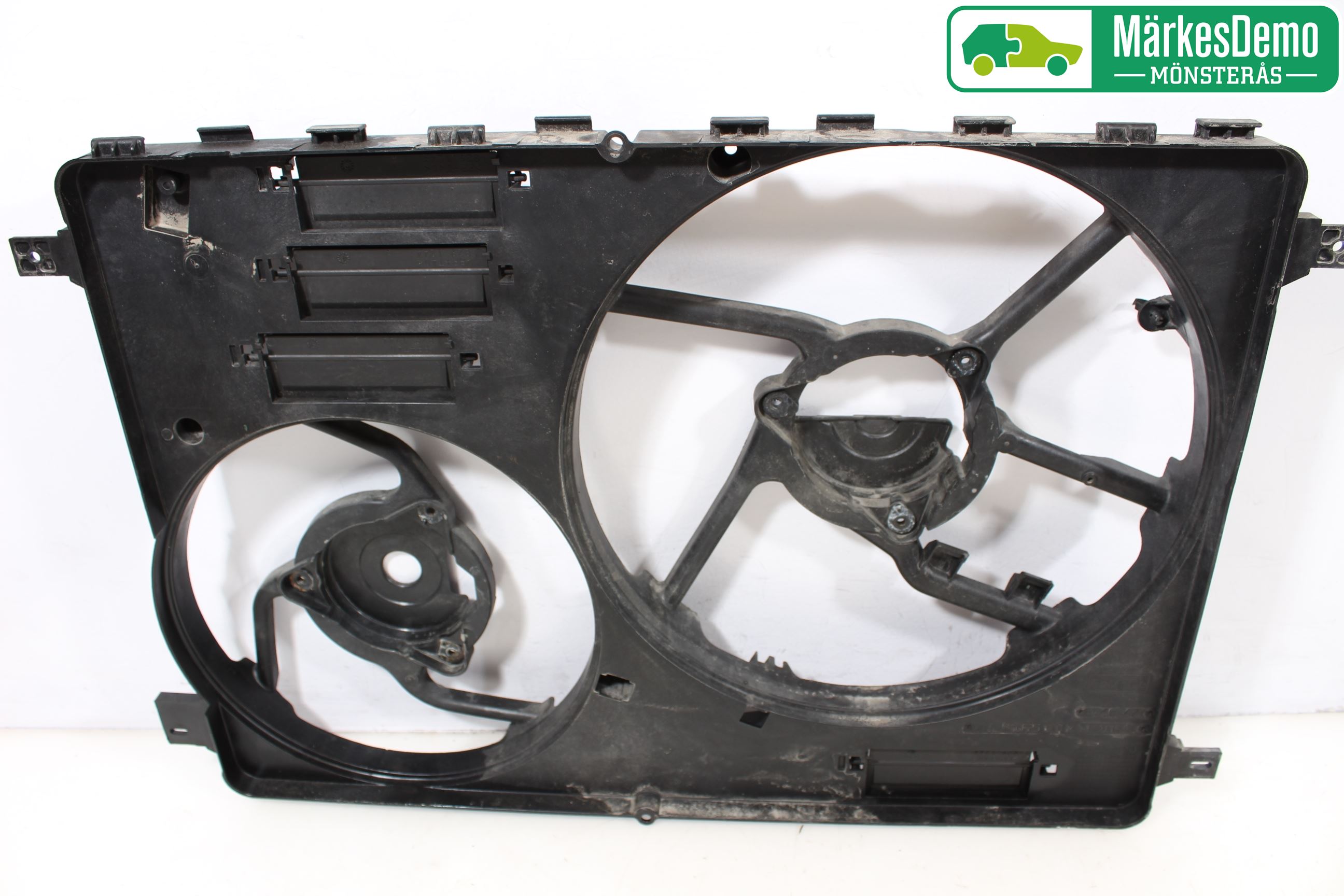 Volvo V70 08-13 Kjølevifte-Radiator Hus-Kåpe