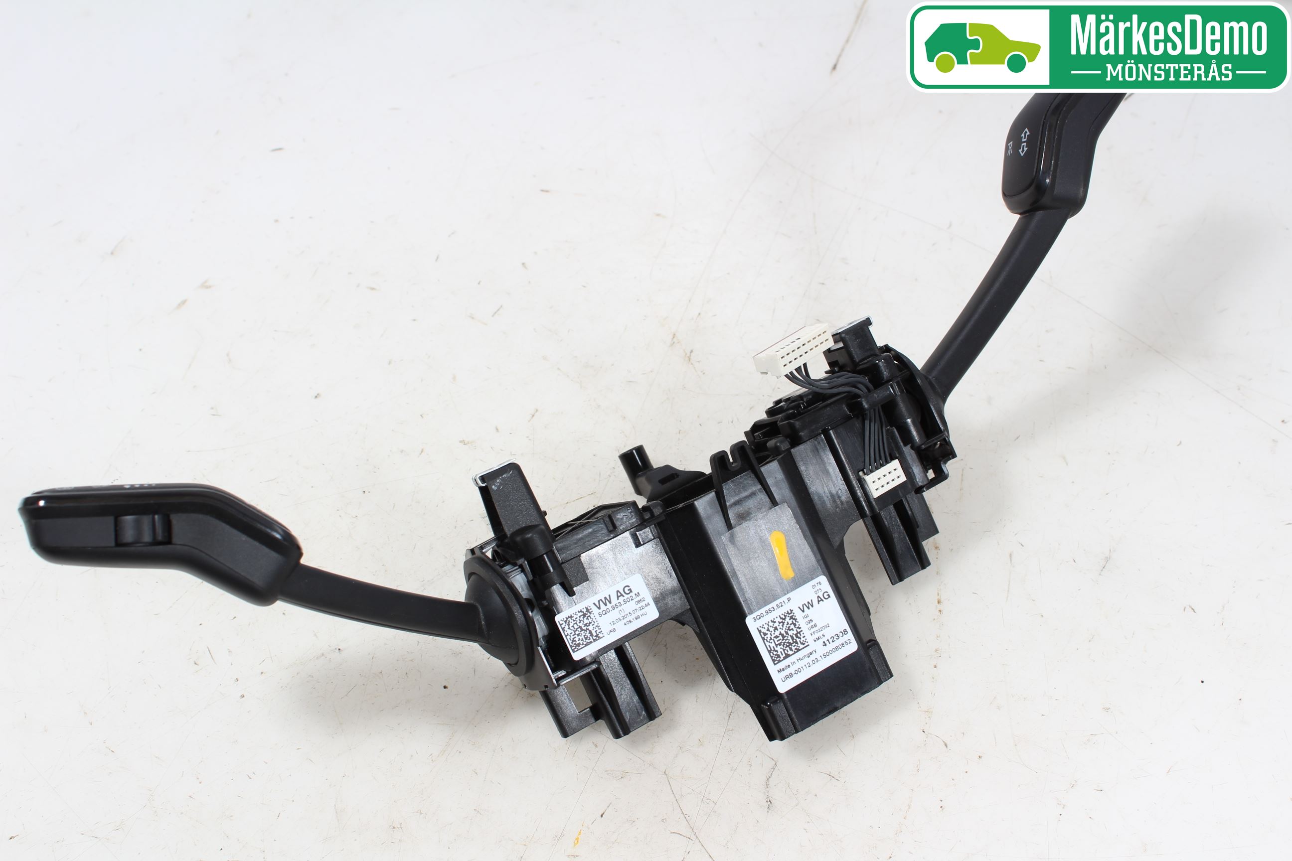 Volkswagen VW PASSAT 15-19 Bryter Ratt Kombi H Og V