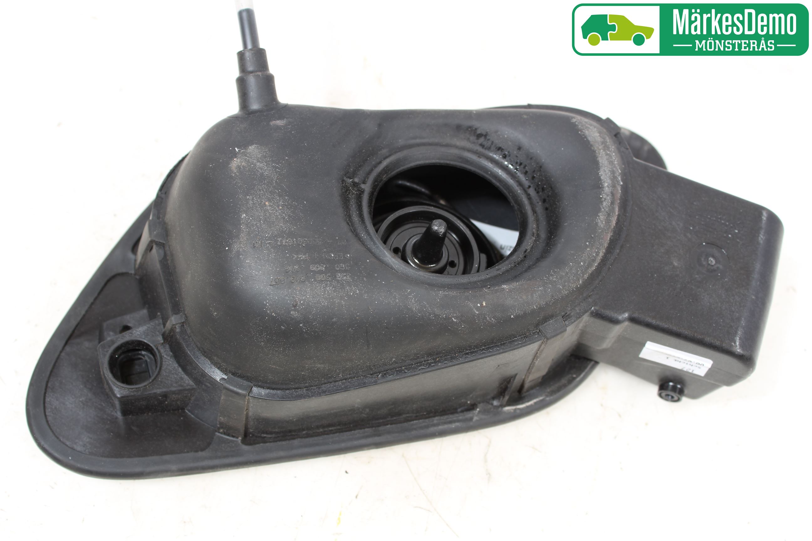 Volkswagen VW GOLF / E-GOLF VII 13-20 Drivstoff Tankluke