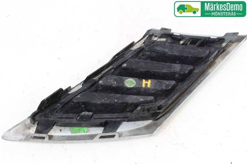 Saab 9-3 VER2/VER3 08-15 Grilldel Høyre