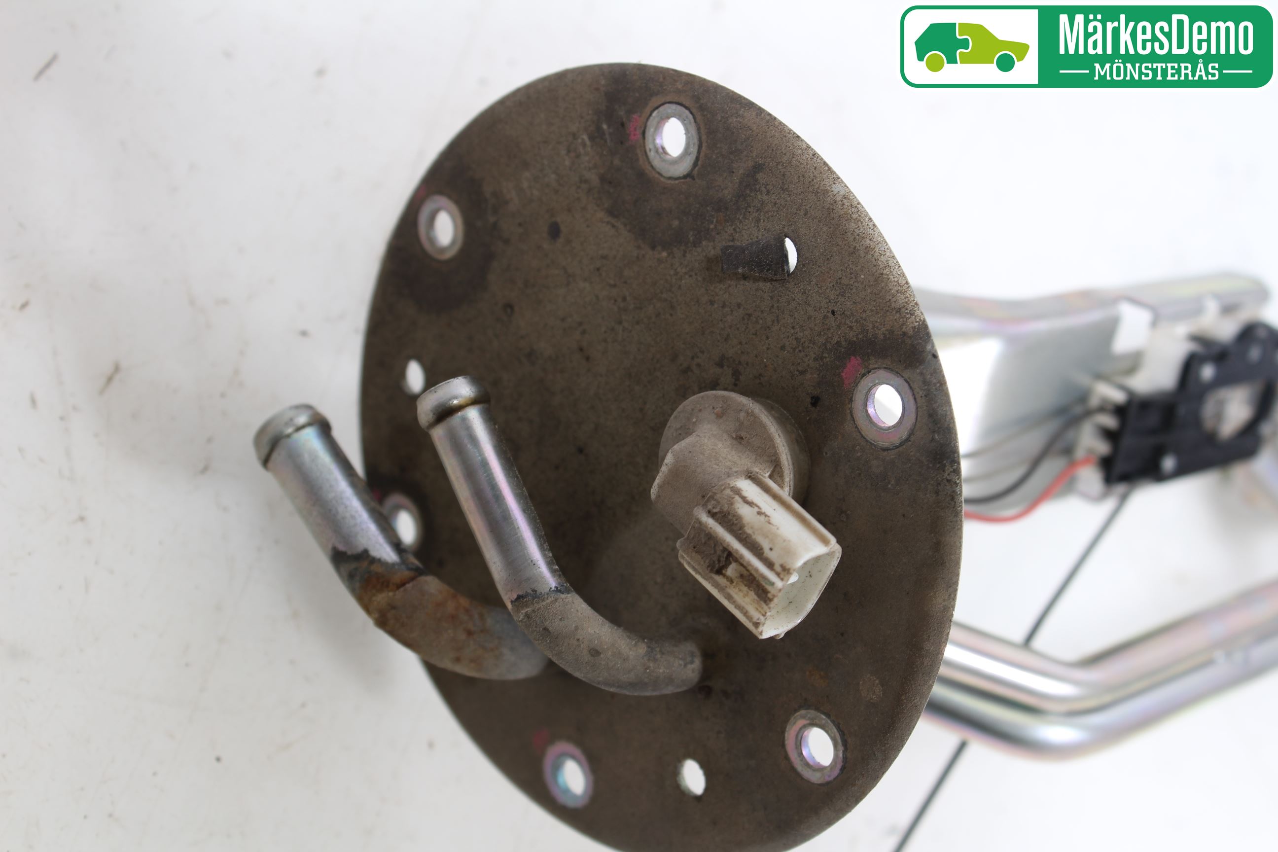 Mitsubishi L200 06-15 Giver Drivstofftank