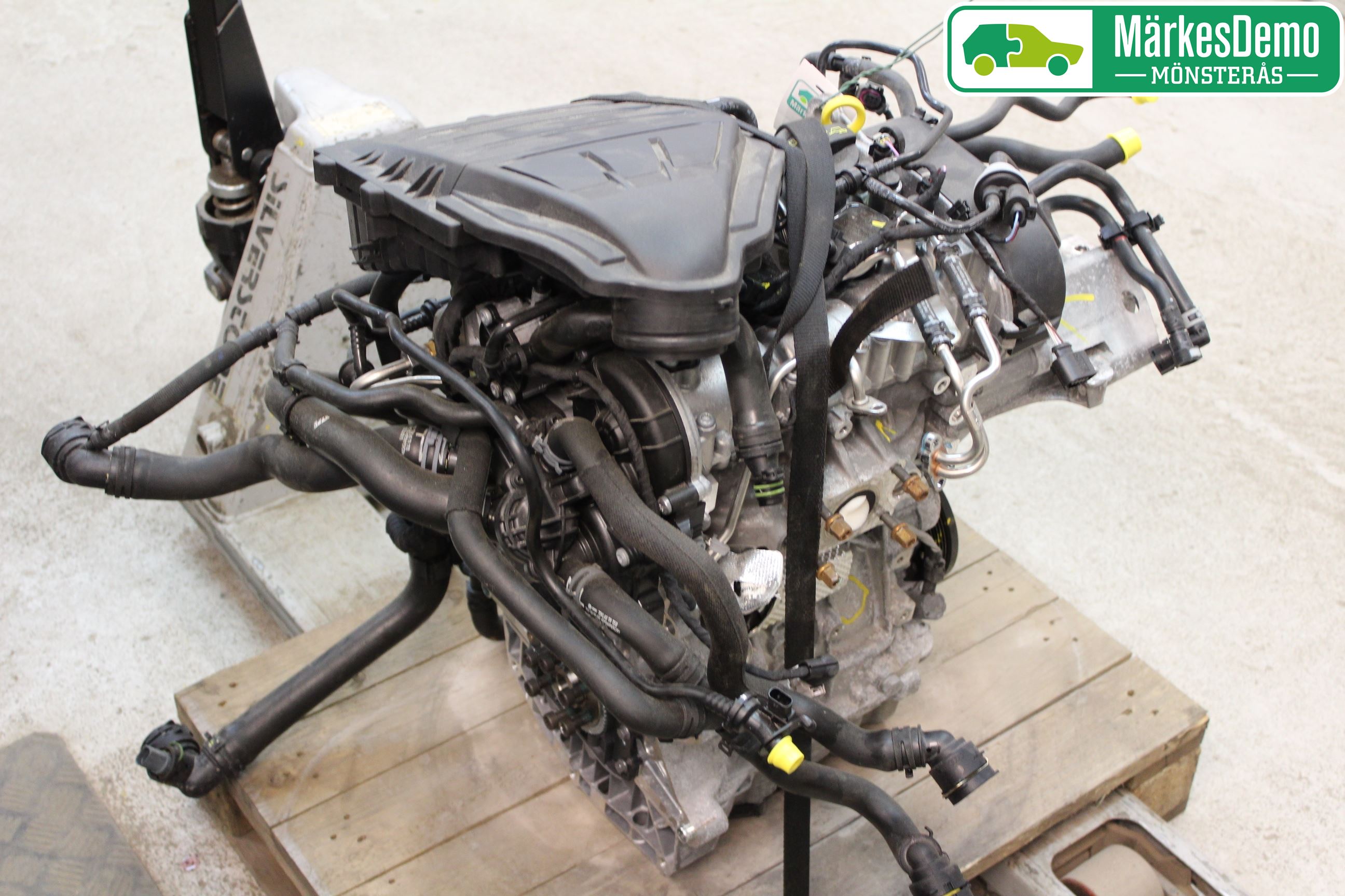 Volkswagen VW GOLF / E-GOLF VII 13-20 Motor Bensin