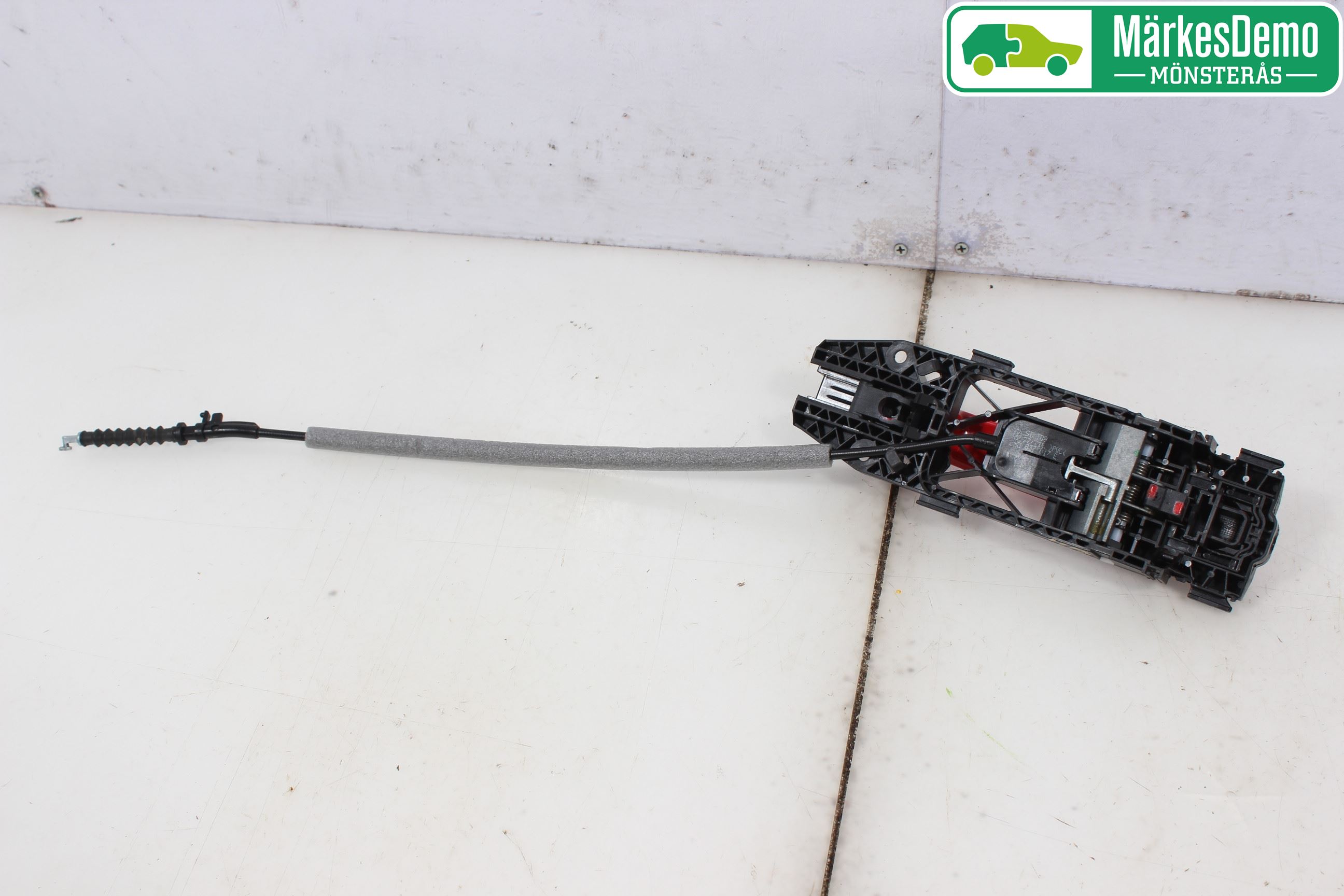 Volkswagen VW POLO 10-17 Dørhandtak Ytre Høyre