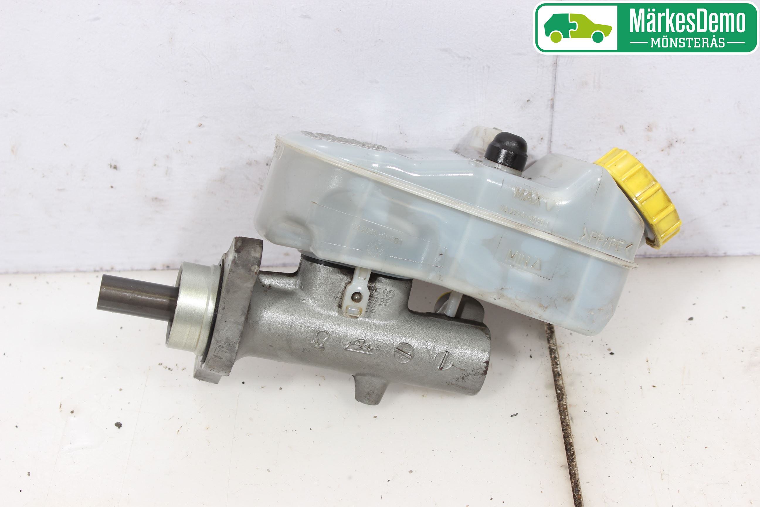 Volkswagen VW TRANSP/CARAVELLE (T5) 04-15 Brems Hovedsylinder