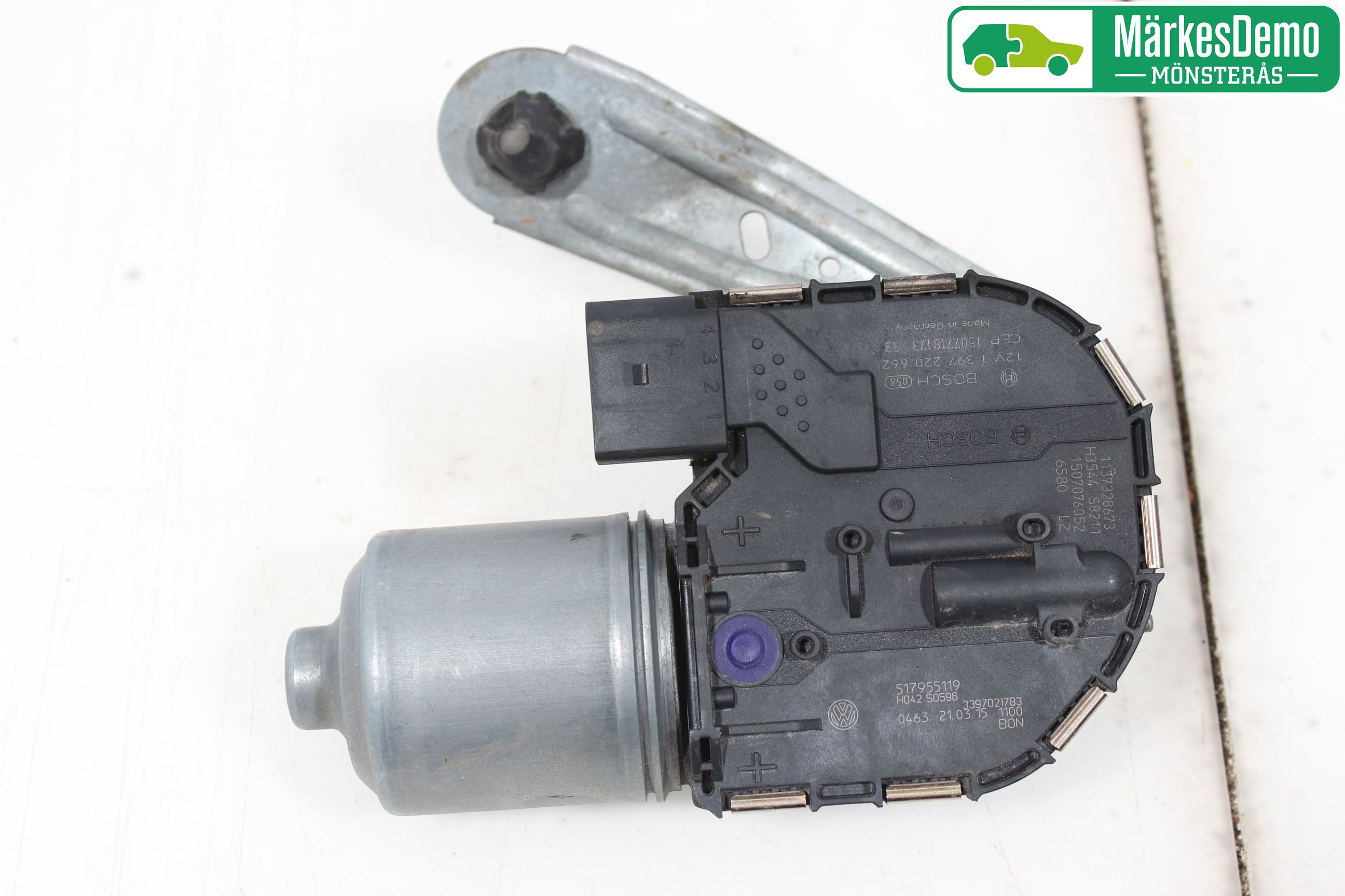 Volkswagen VW GOLF SPORTSVAN 15-20 Viskermotor Frontrute