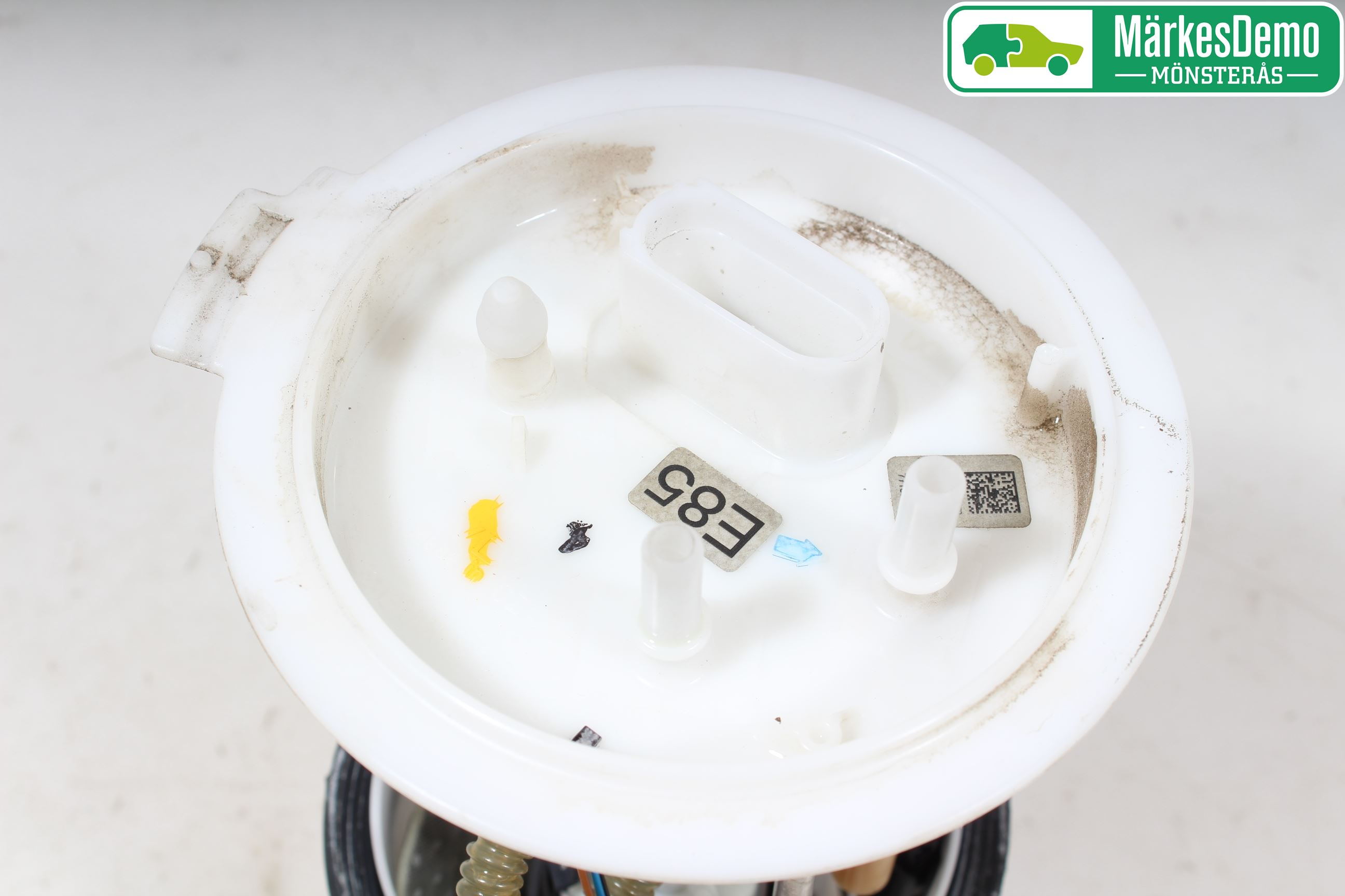 Volkswagen VW GOLF VI 09-13 Drivstoffpumpe Fødepumpe El