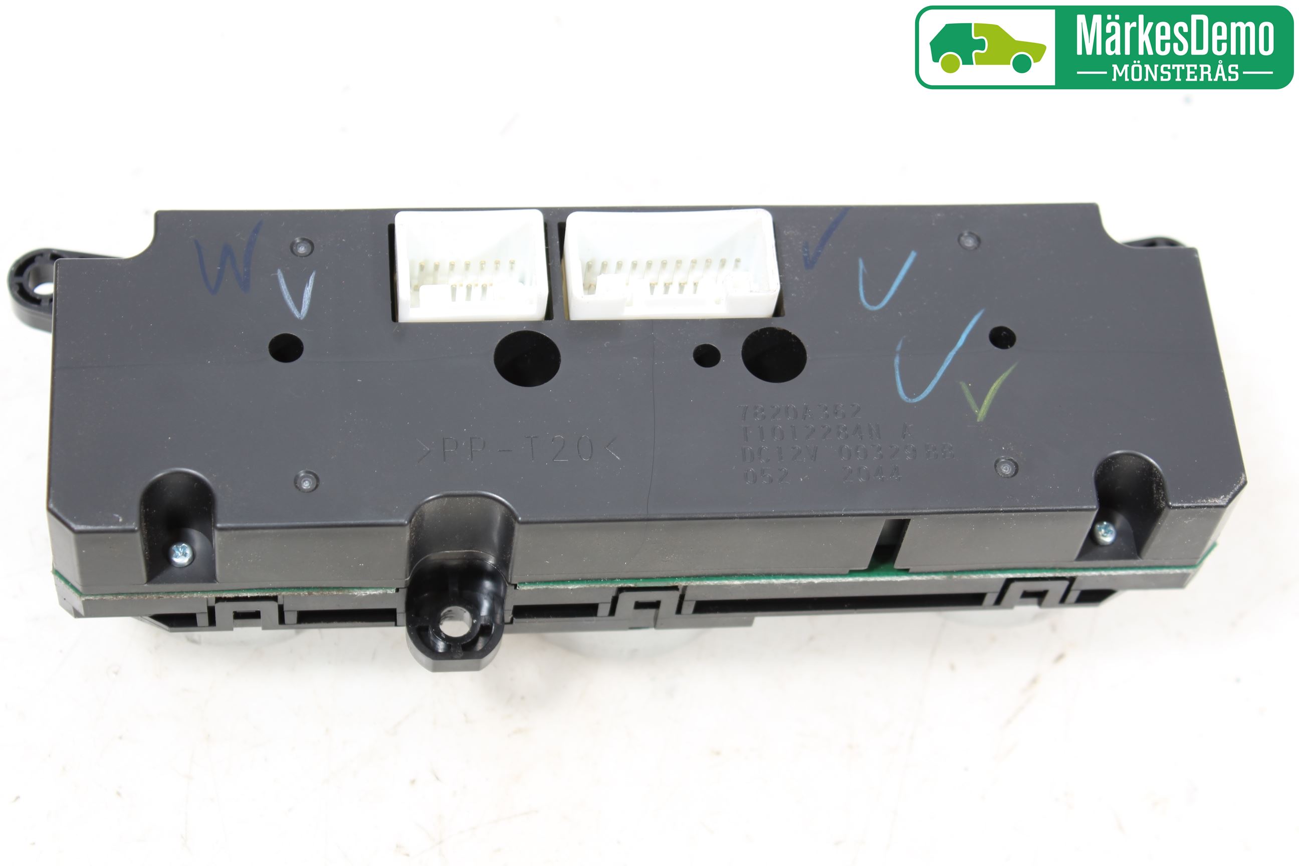 Mitsubishi L200 06-15 Varme Ac Betjening-Display