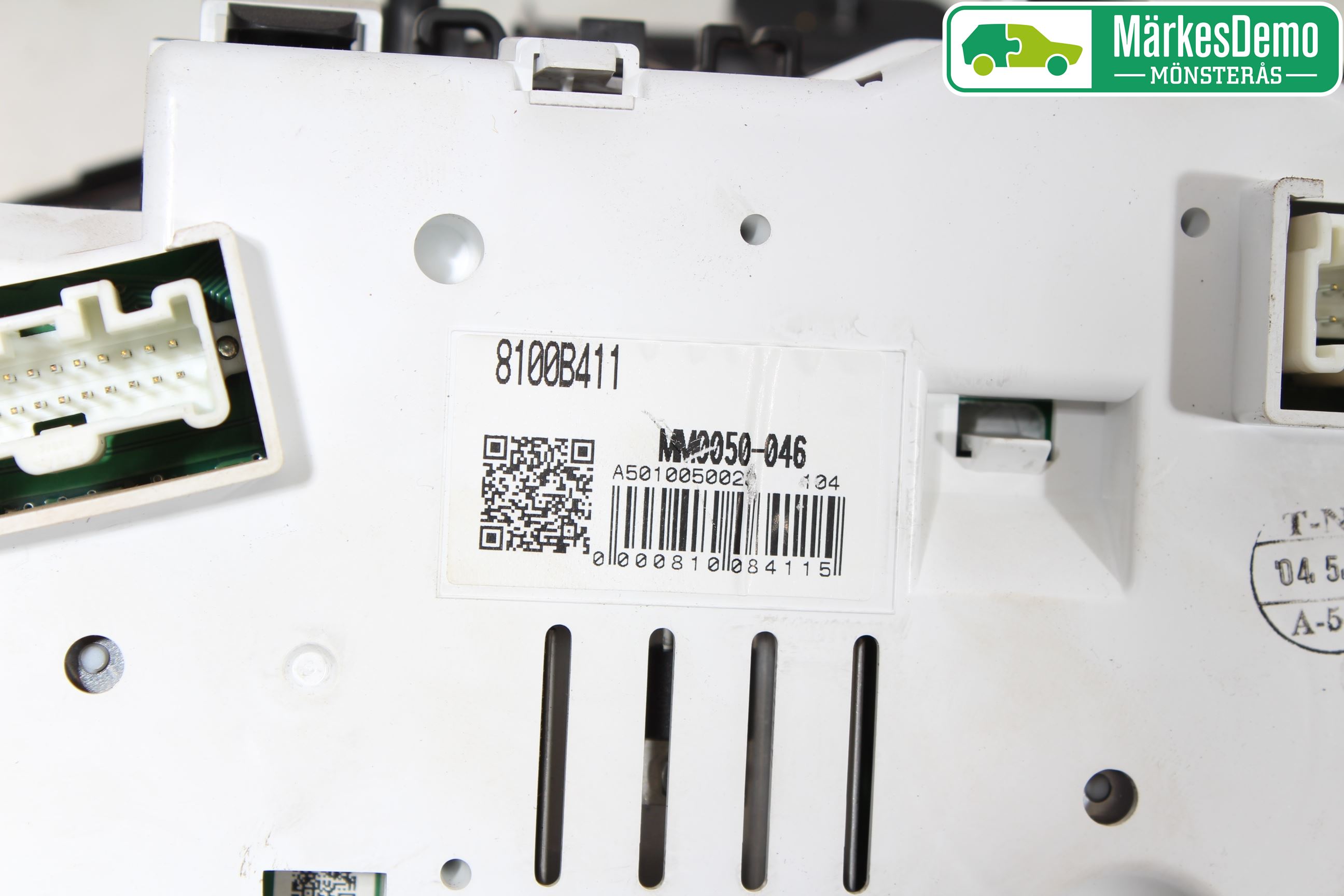 Mitsubishi L200 06-15 Instr Kombinert