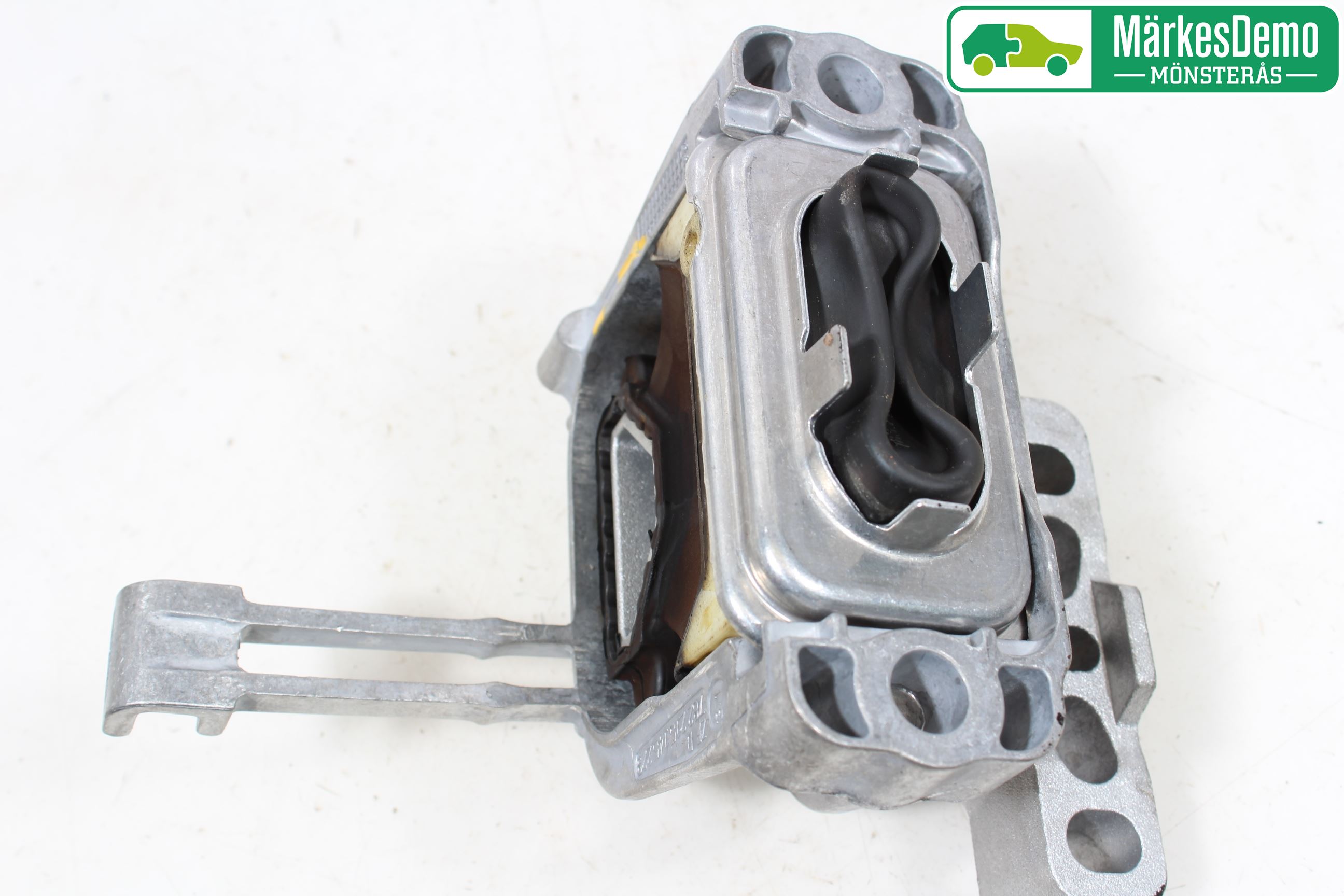 Volkswagen VW GOLF / E-GOLF VII 13-20 Motor Feste Gummi