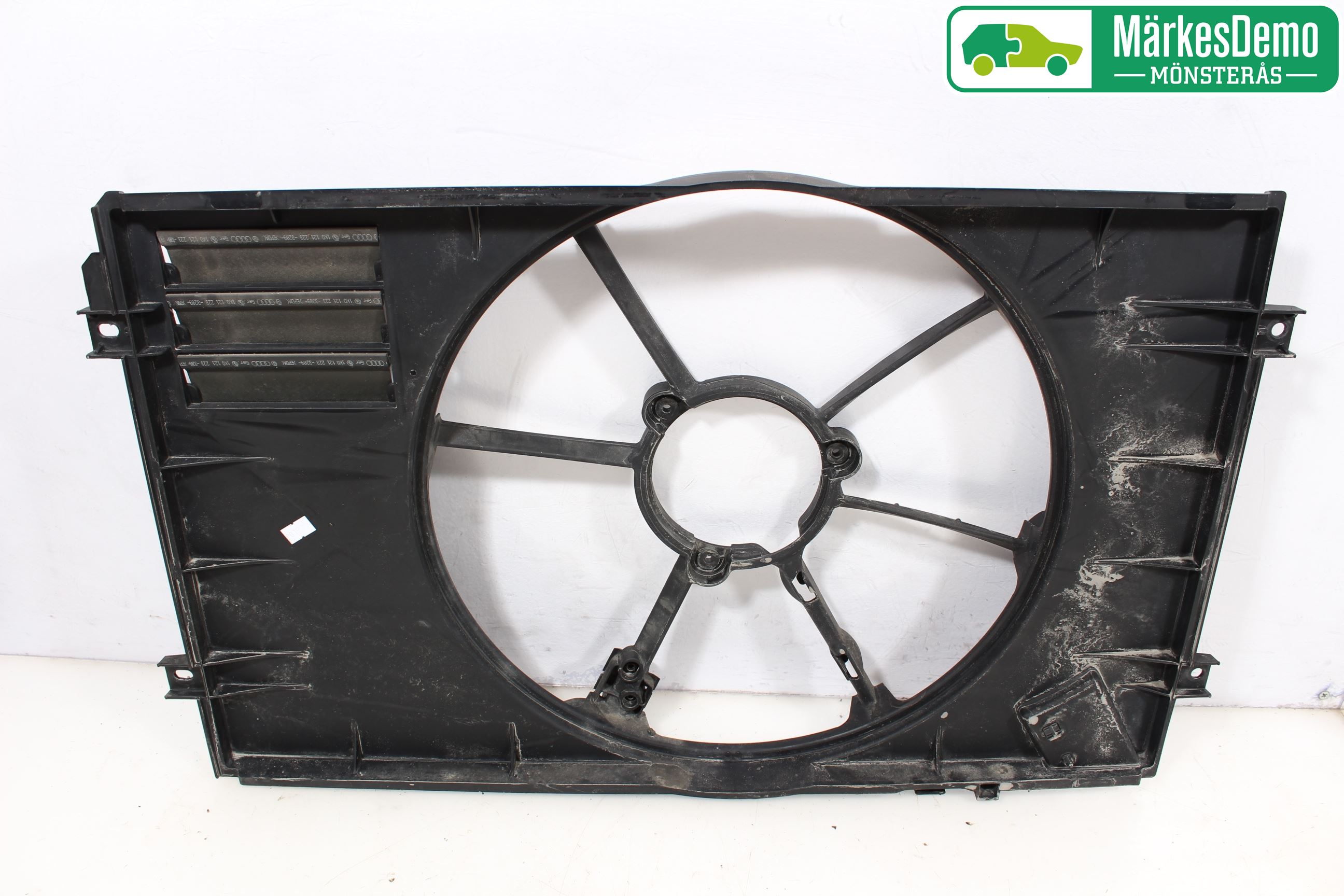 Volkswagen VW GOLF VI 09-13 Kjølevifte-Radiator Hus-Kåpe