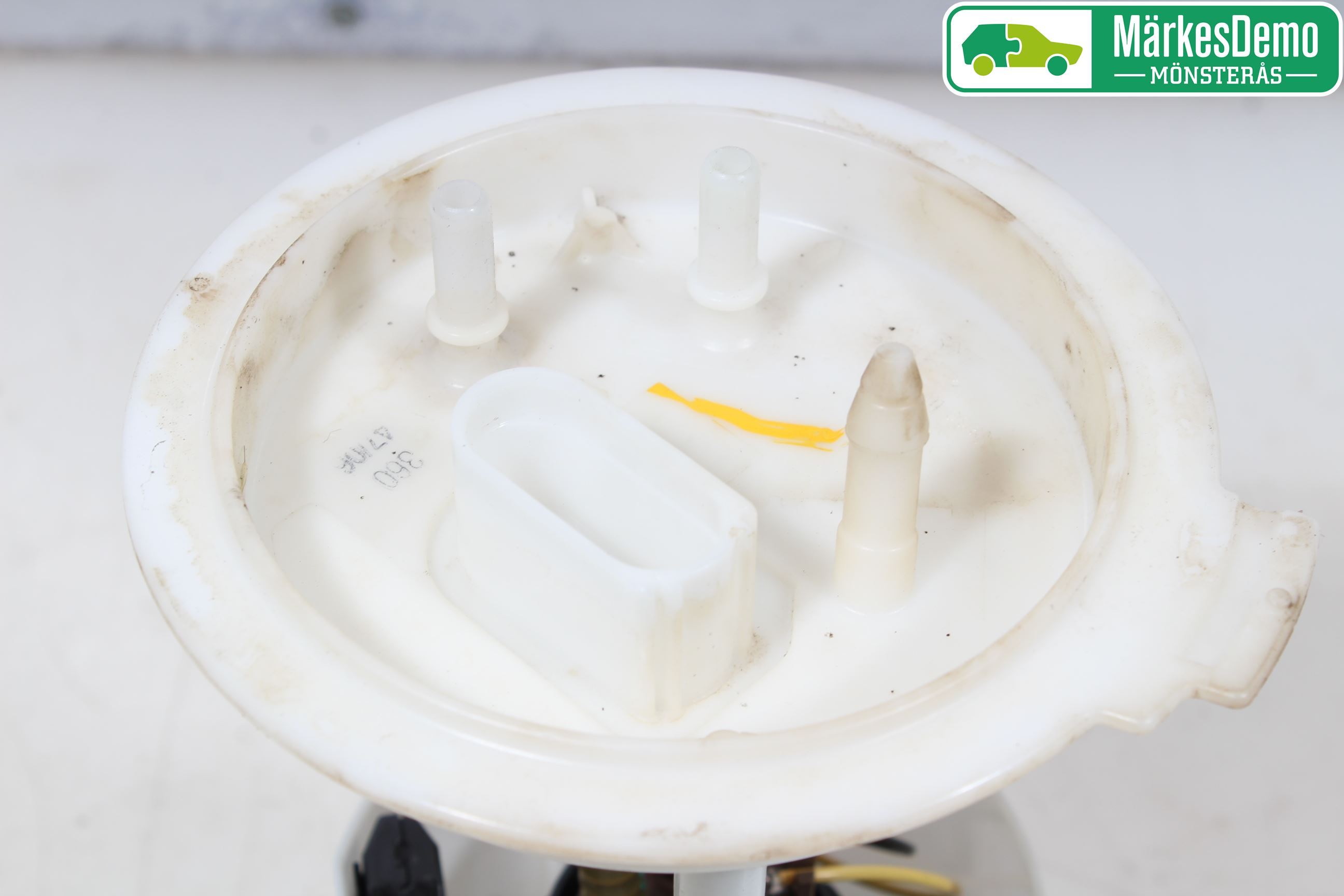 Volkswagen VW GOLF V 04-09 Drivstoffpumpe Fødepumpe El