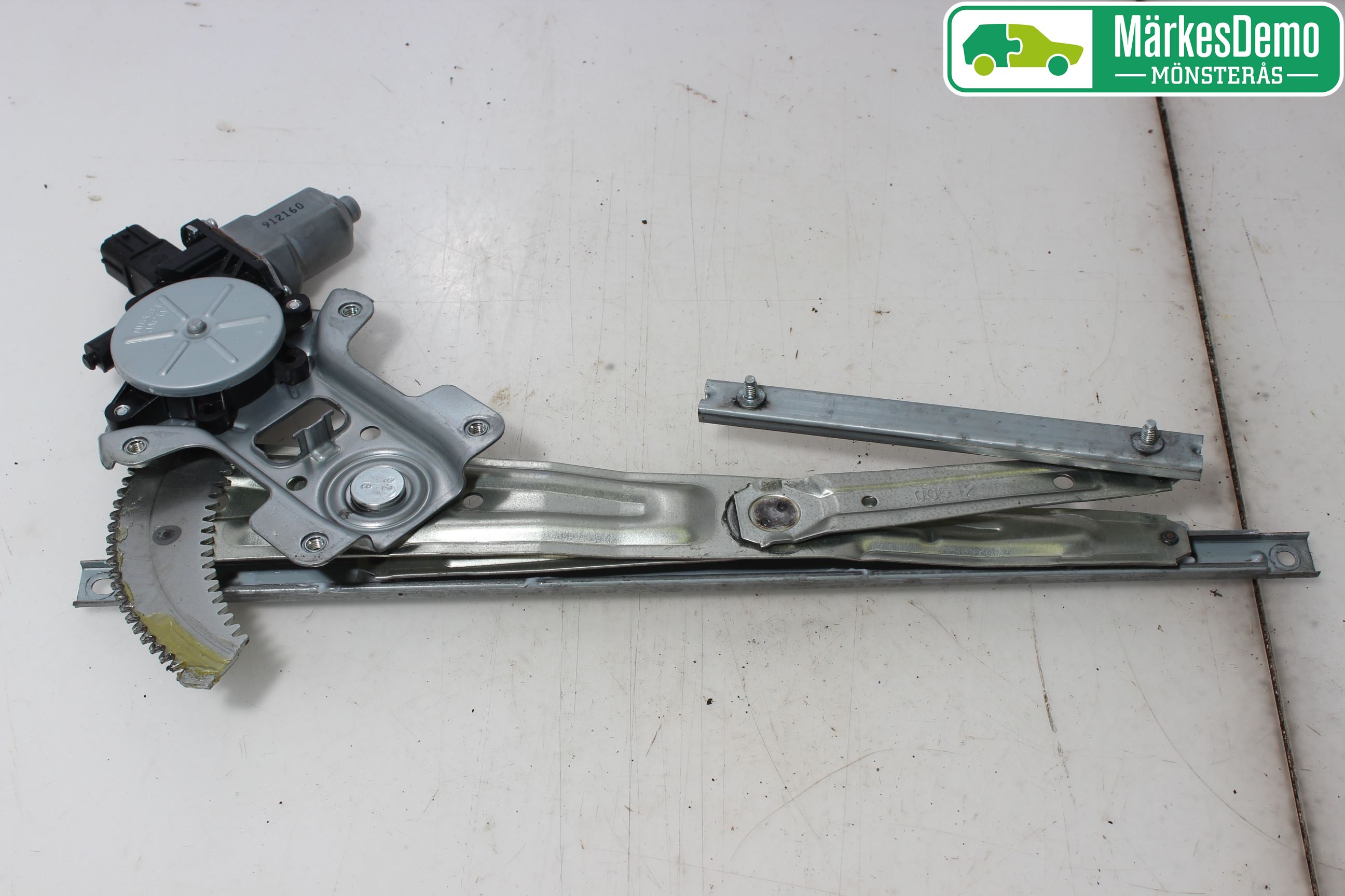Mitsubishi OUTLANDER 07-12 Vindusheis El Komp