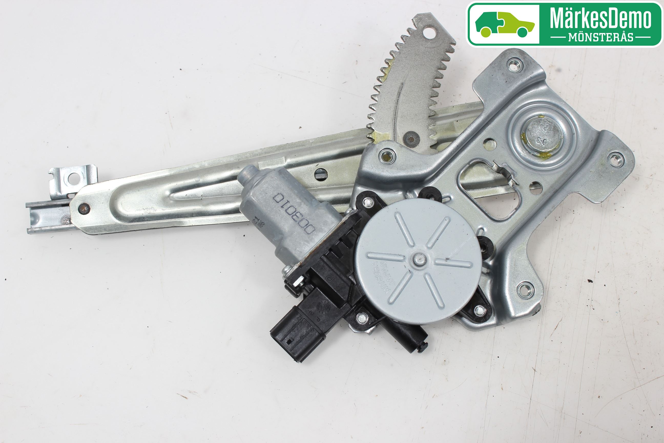 Mitsubishi OUTLANDER 07-12 Vindusheis El Komp