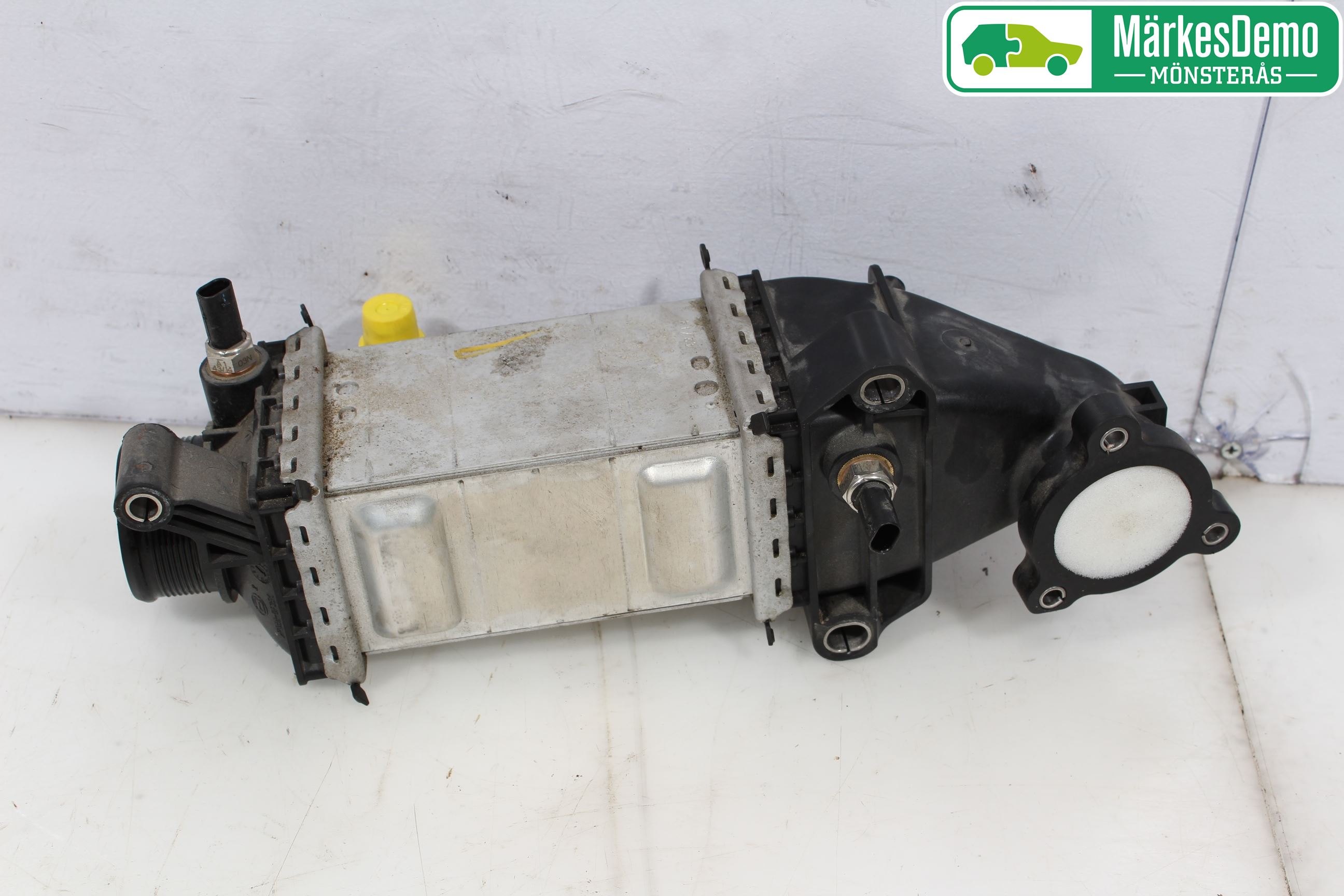 Volkswagen VW POLO 10-17 Intercooler Radiator