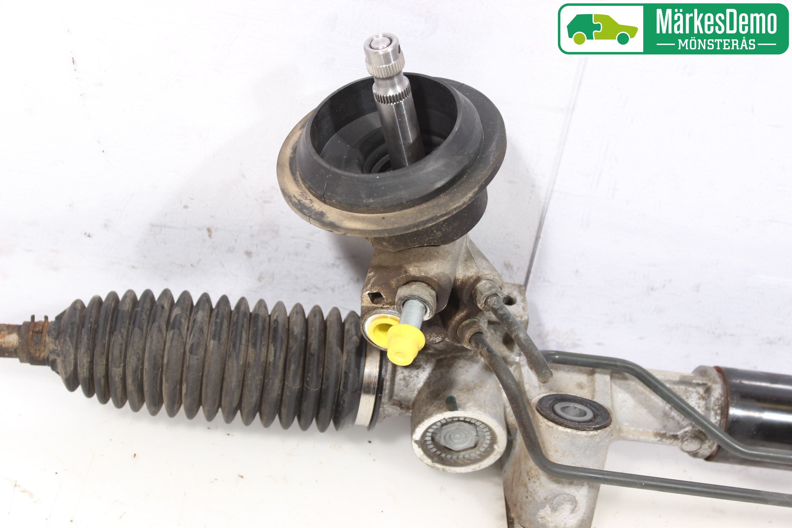 Mitsubishi OUTLANDER 07-12 Servo Snekke - Tannstang
