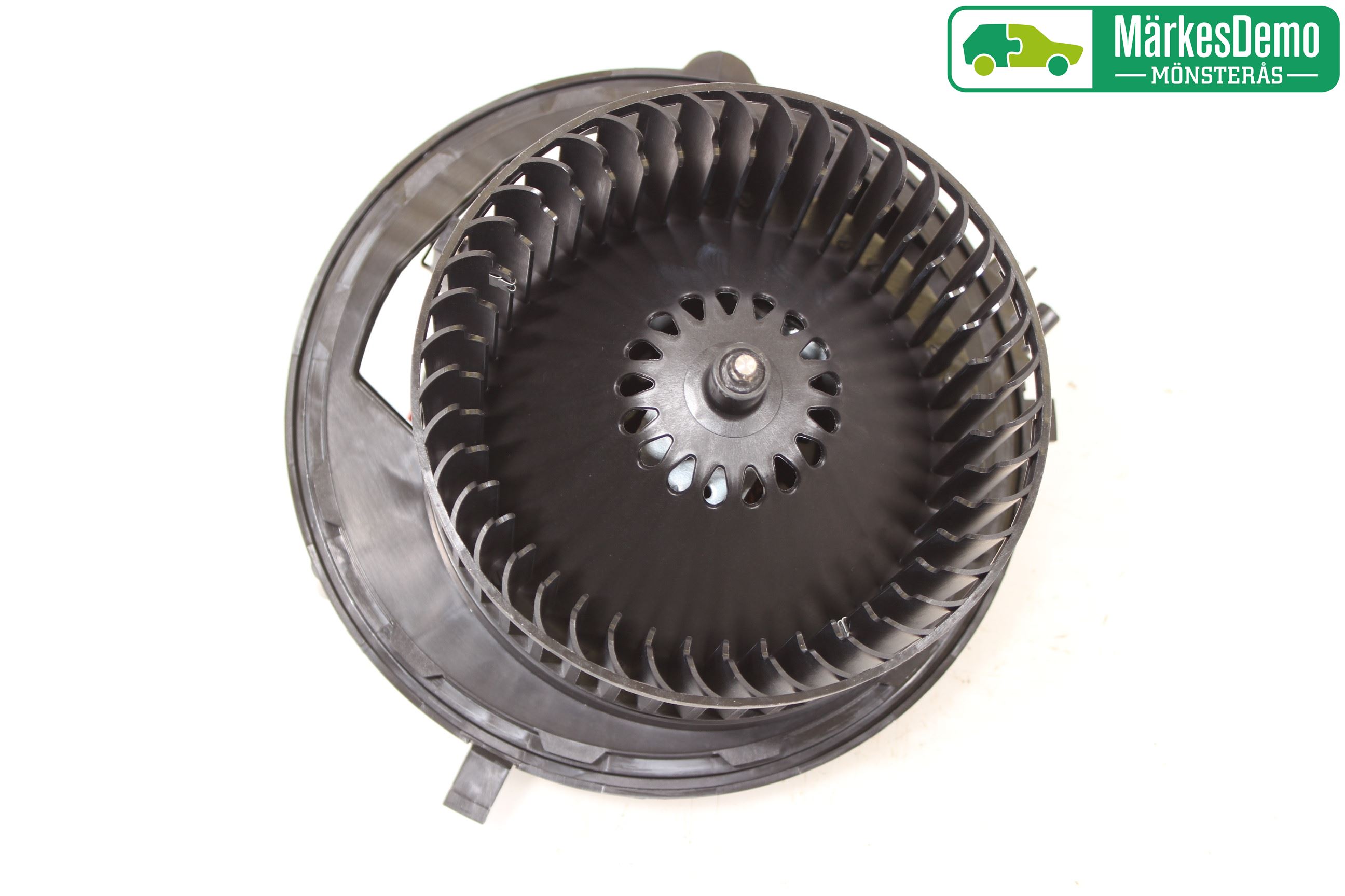 Volkswagen VW PASSAT 15-19 Varmeapparat Viftemotor