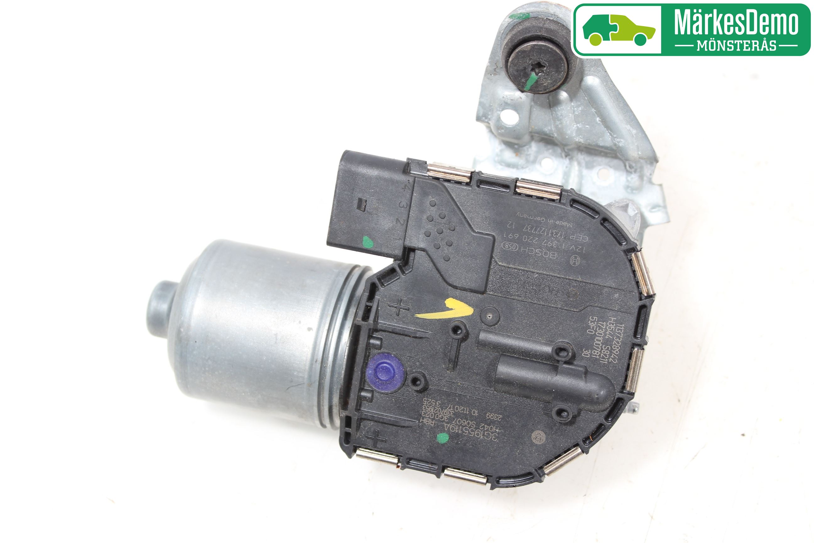 Volkswagen VW PASSAT 15-19 Viskermotor Frontrute