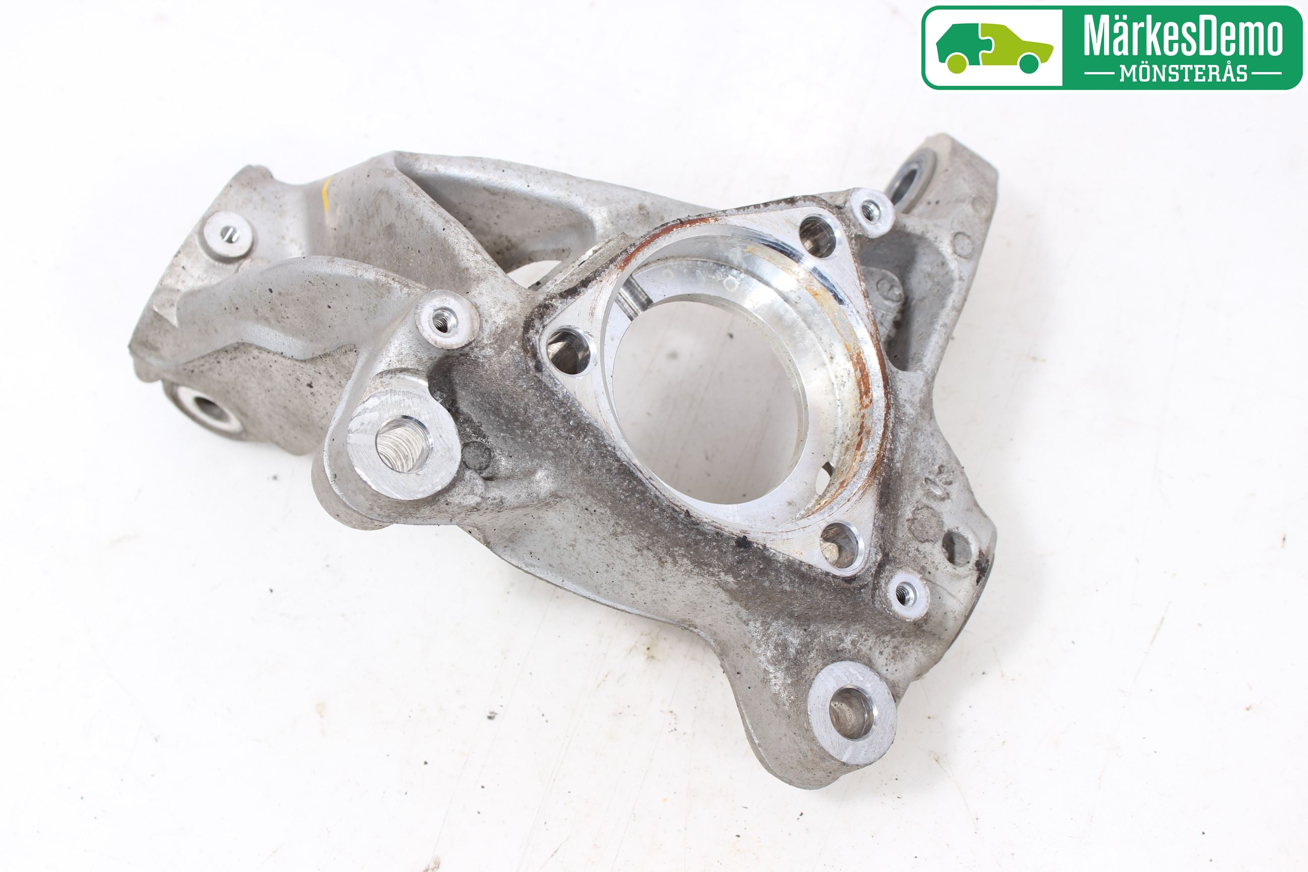 Volkswagen VW TIGUAN 16-24 Spindel Vf
