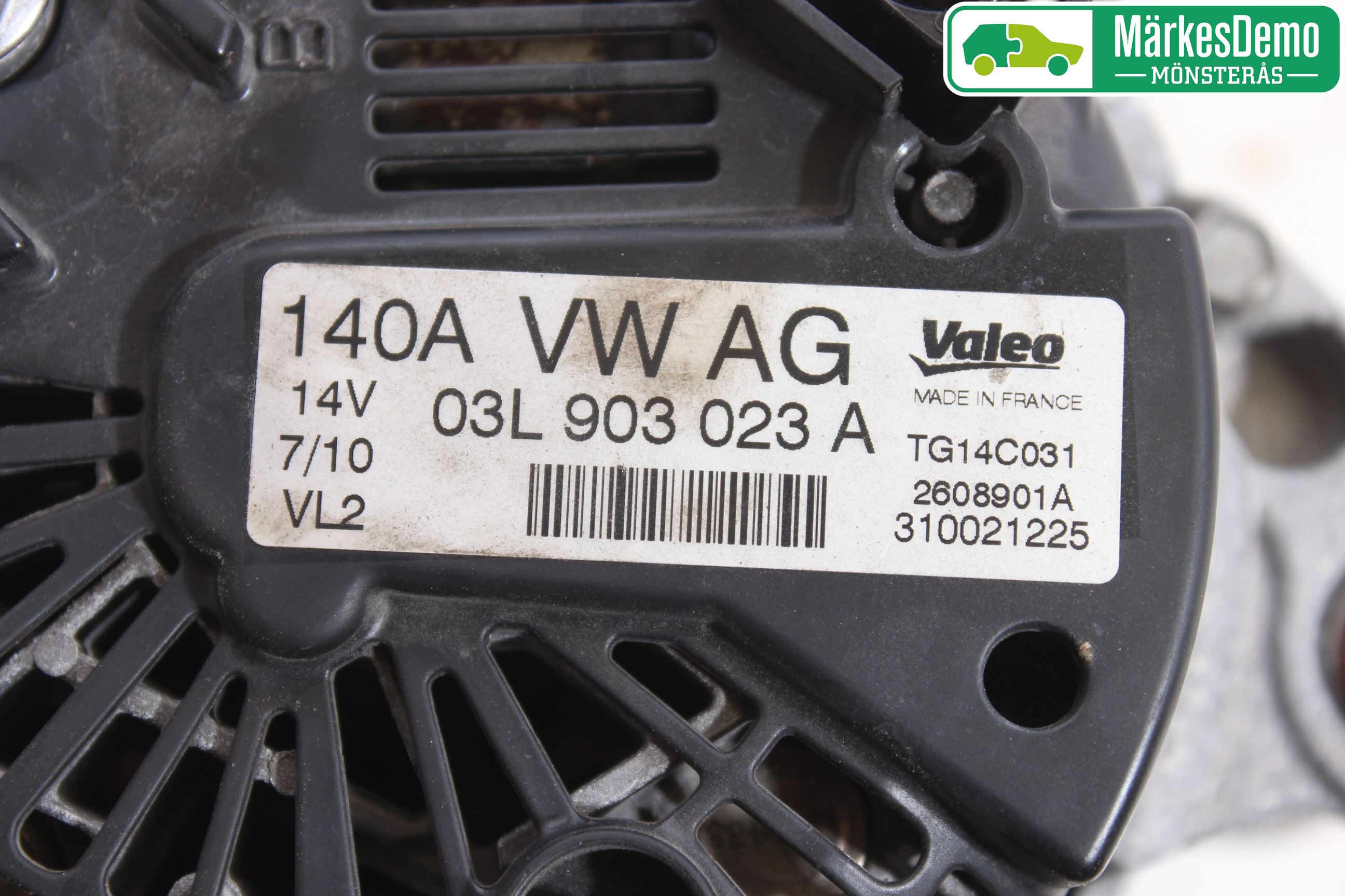 Volkswagen VW GOLF VI 09-13 Dynamo