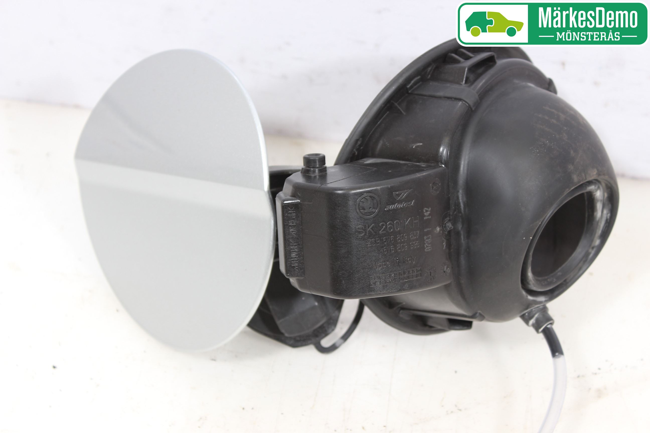 Skoda FABIA 15-21 Drivstoff Tankluke