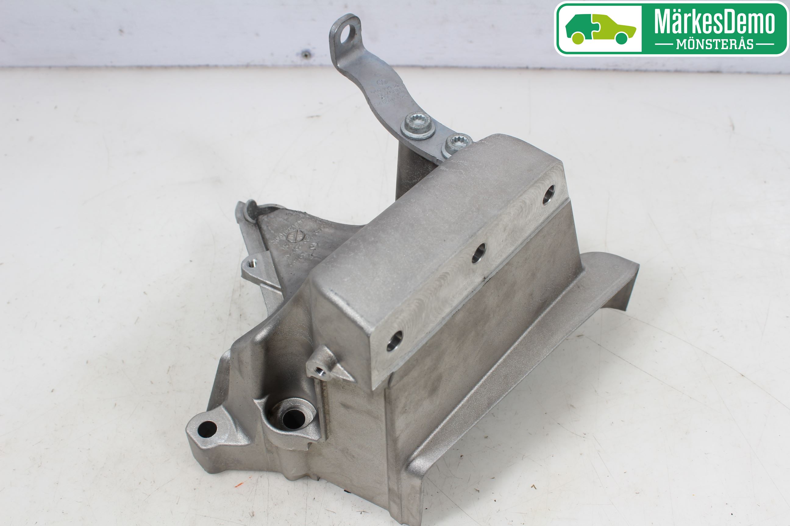 Skoda FABIA 15-21 Motor Feste Stål-Alu
