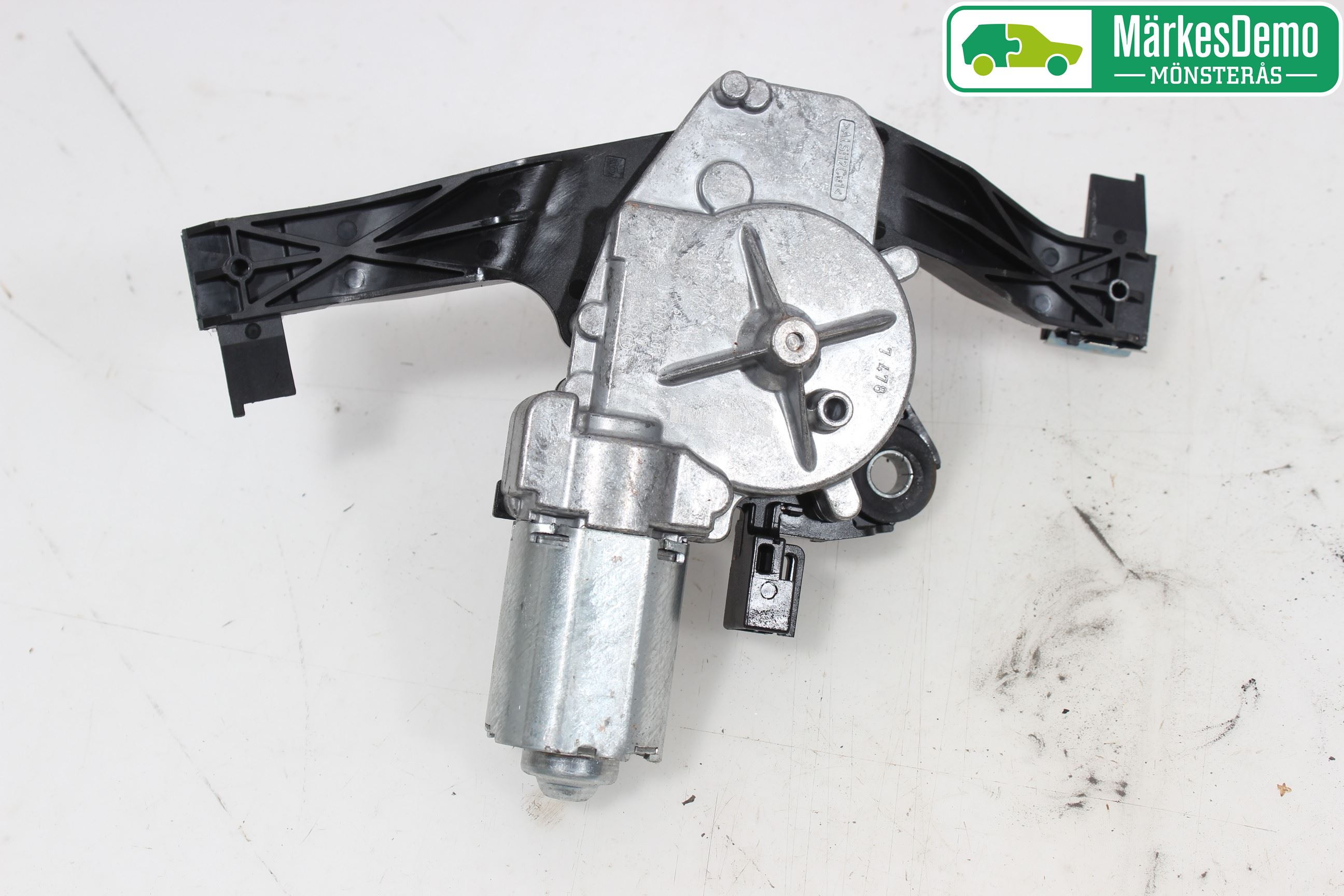 Opel CORSA E 15-19 Viskermotor Bakluke
