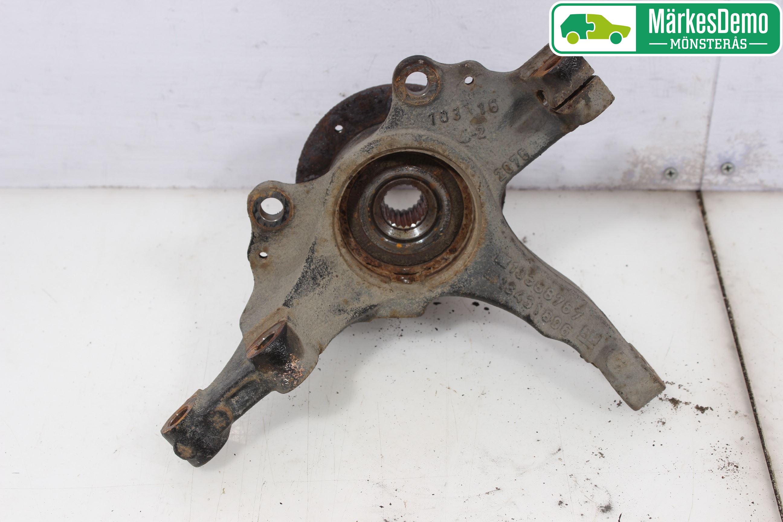 Opel CORSA E 15-19 Spindel Vf
