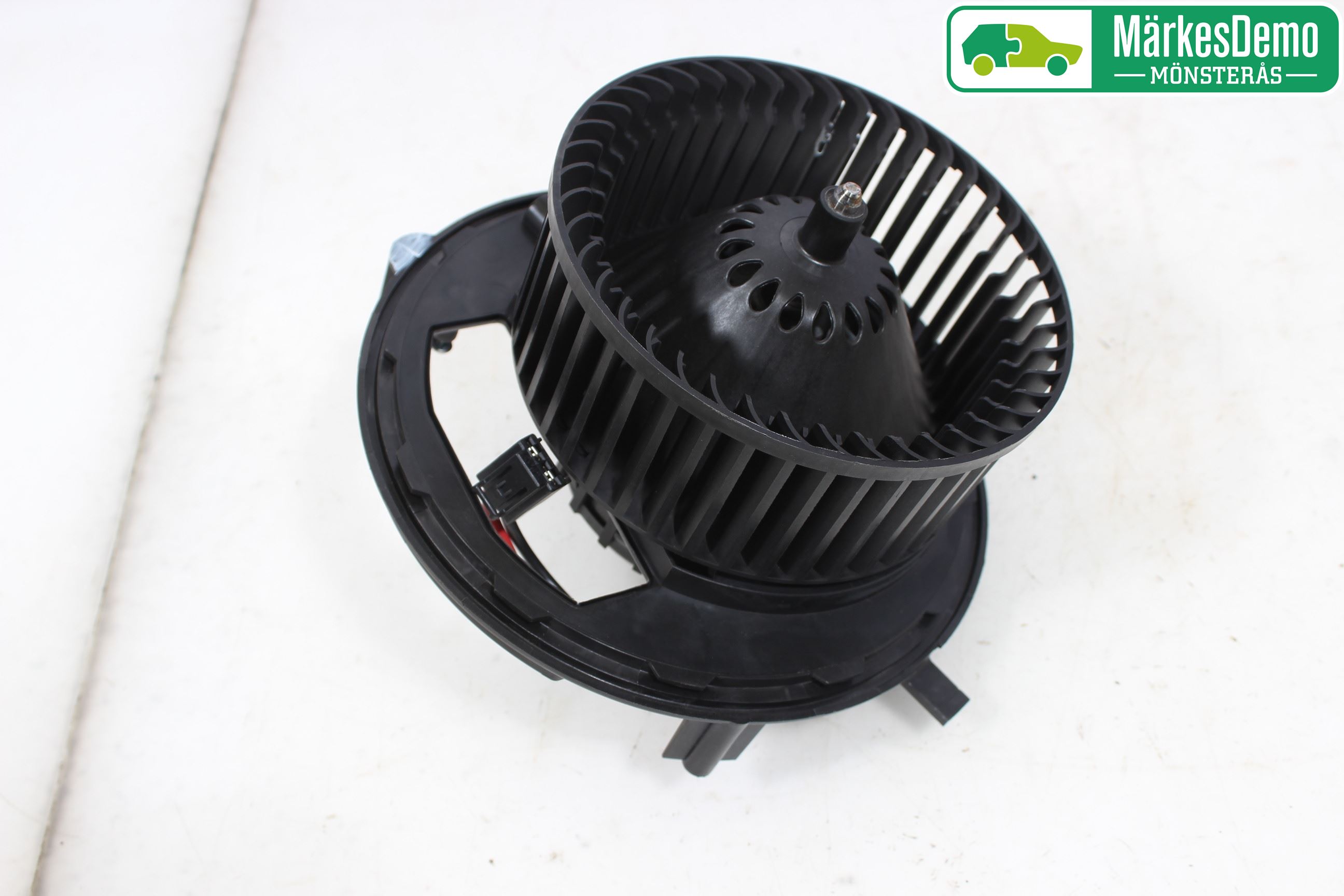 Volkswagen VW TIGUAN 16-24 Varmeapparat Viftemotor