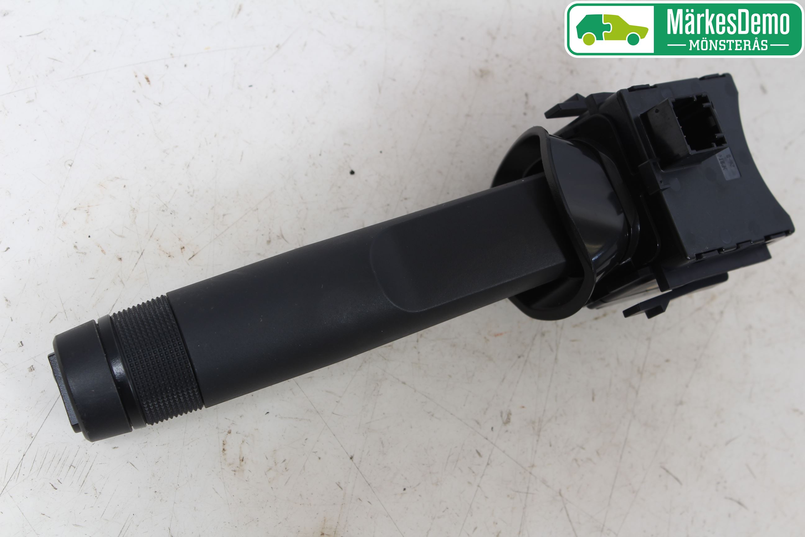 Opel CORSA E 15-19 Bryter Ratt Visker - Spyler