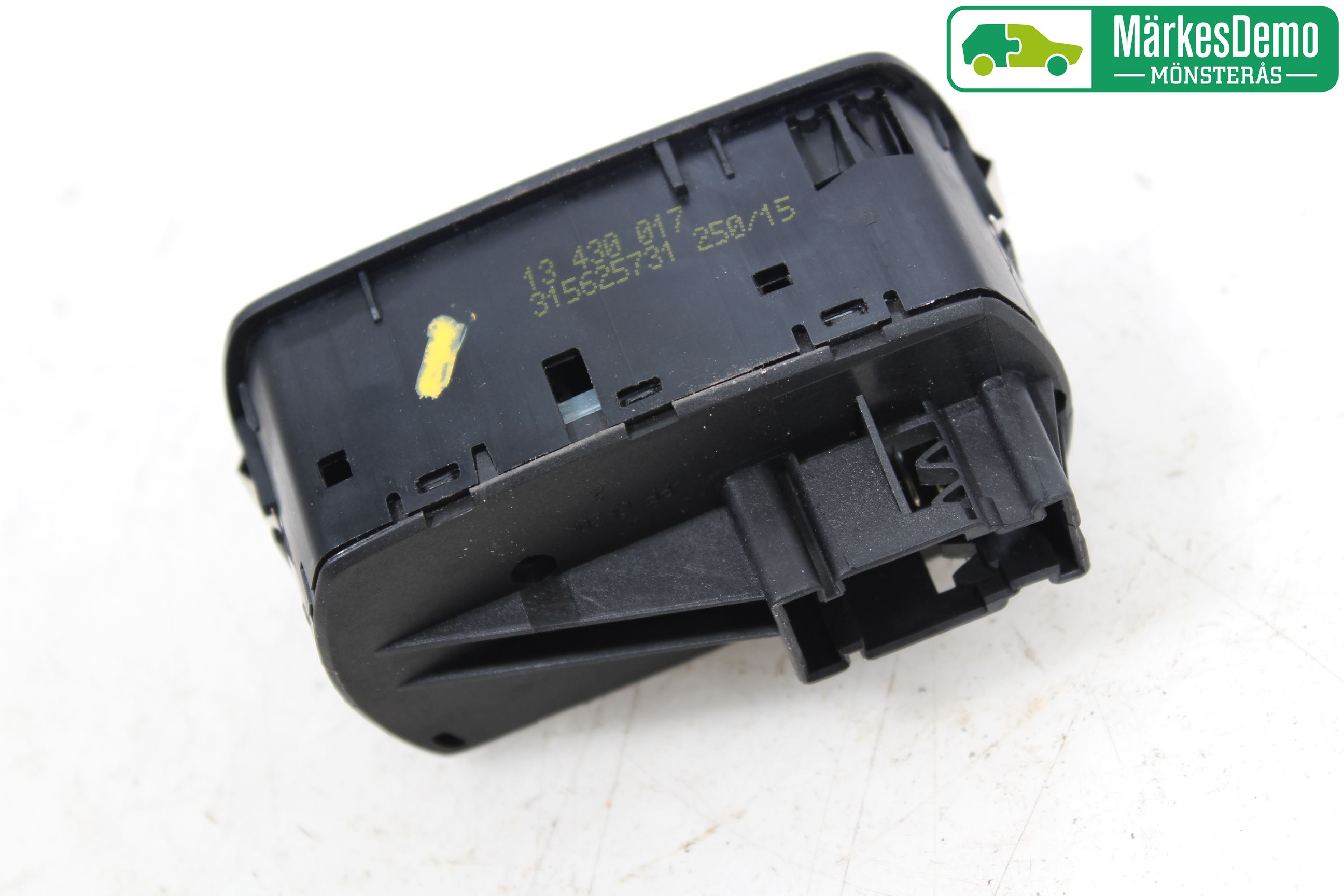 Opel CORSA E 15-19 Bryter Vindusheis