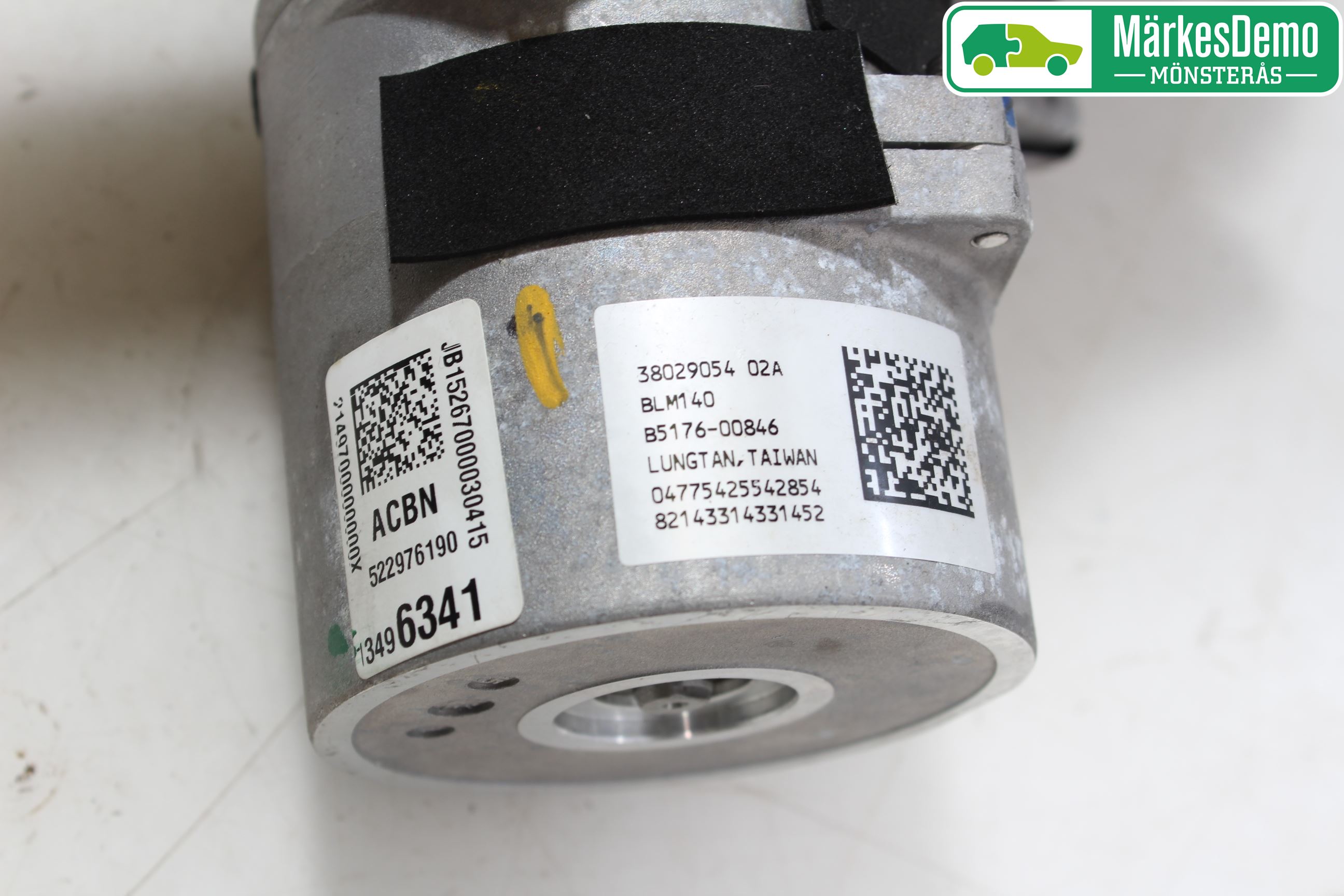 Opel CORSA E 15-19 Rattakselaggregat Innebygd Servo