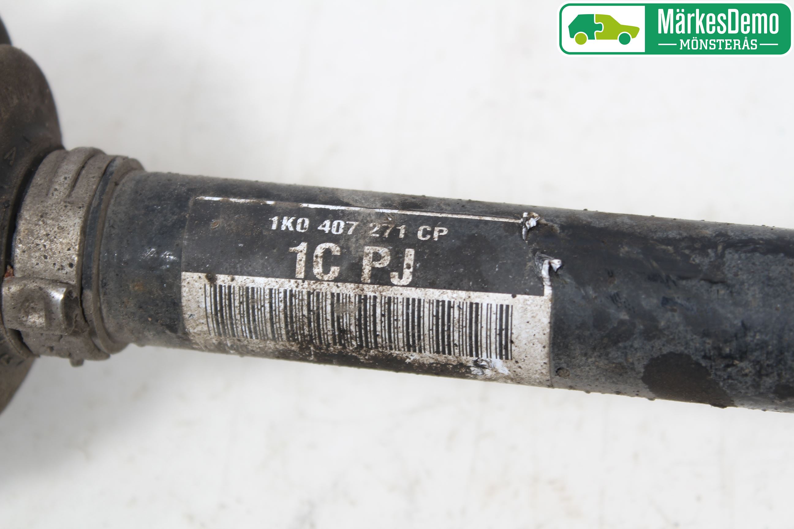 Volkswagen VW GOLF PLUS/CROSS GOLF 04-14 Drivaksel Foran Kompl Venstre