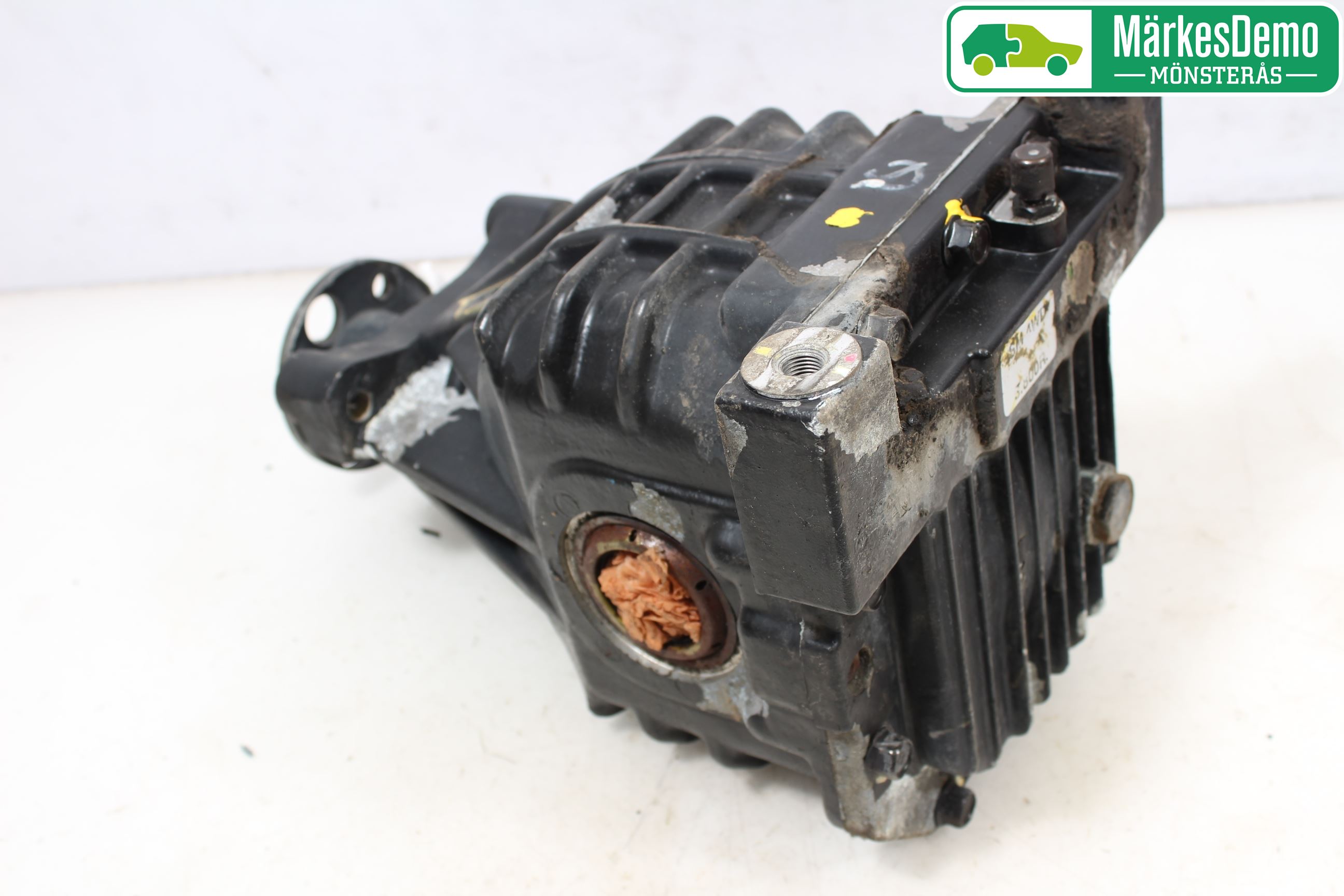 Hyundai SANTA FE  00-06 Bakaksel Kardang Bak -Diff