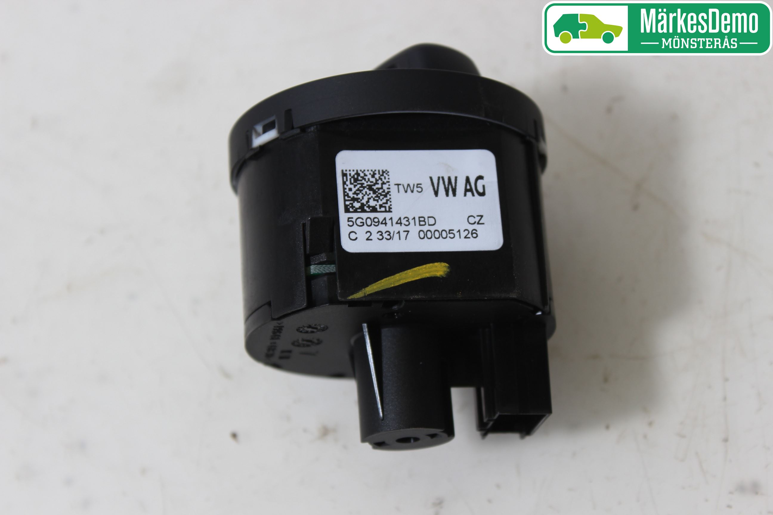 Volkswagen VW TIGUAN 16-24 Bryter Hovedlys