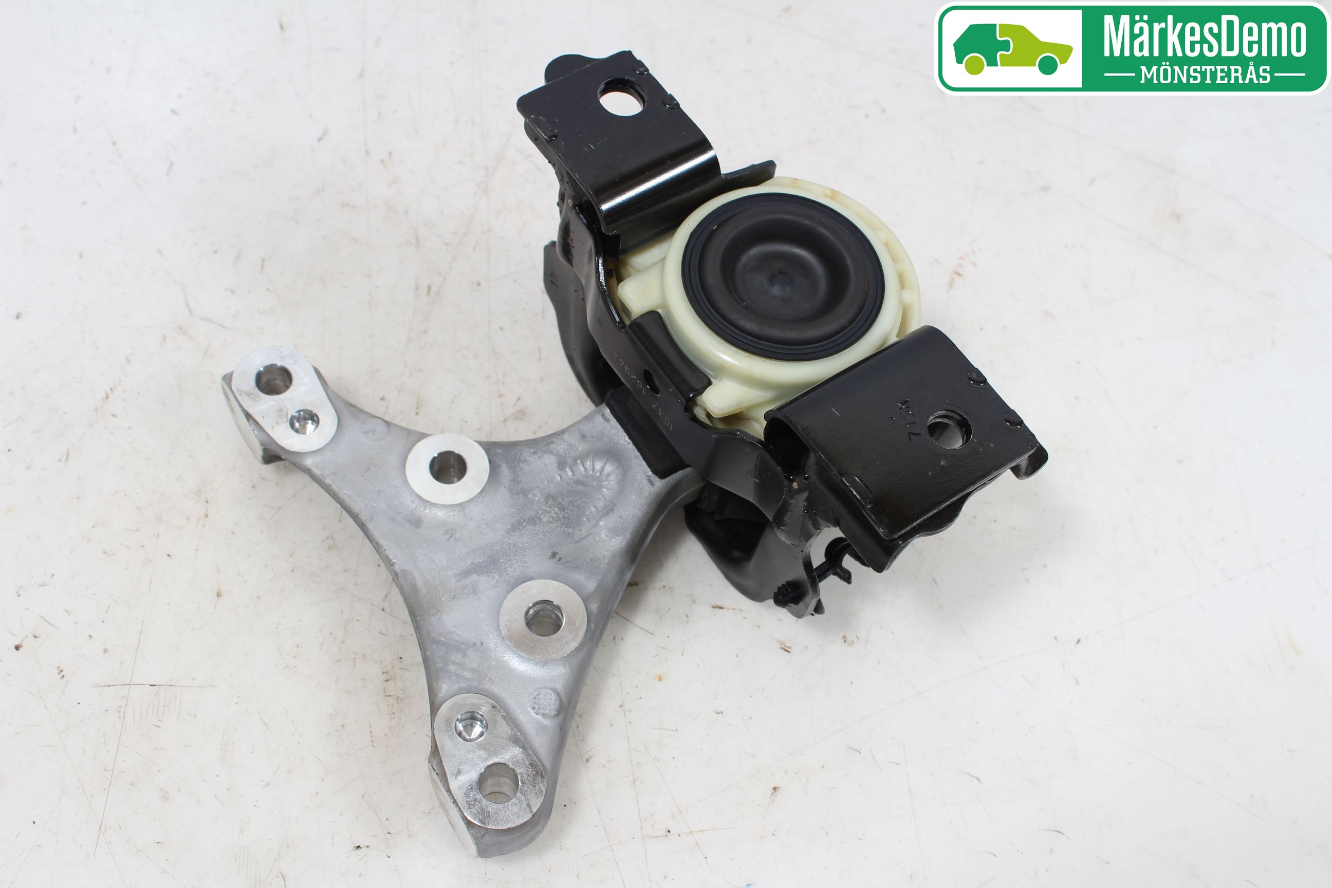 Peugeot 2008 13-20 Motor Feste Gummi