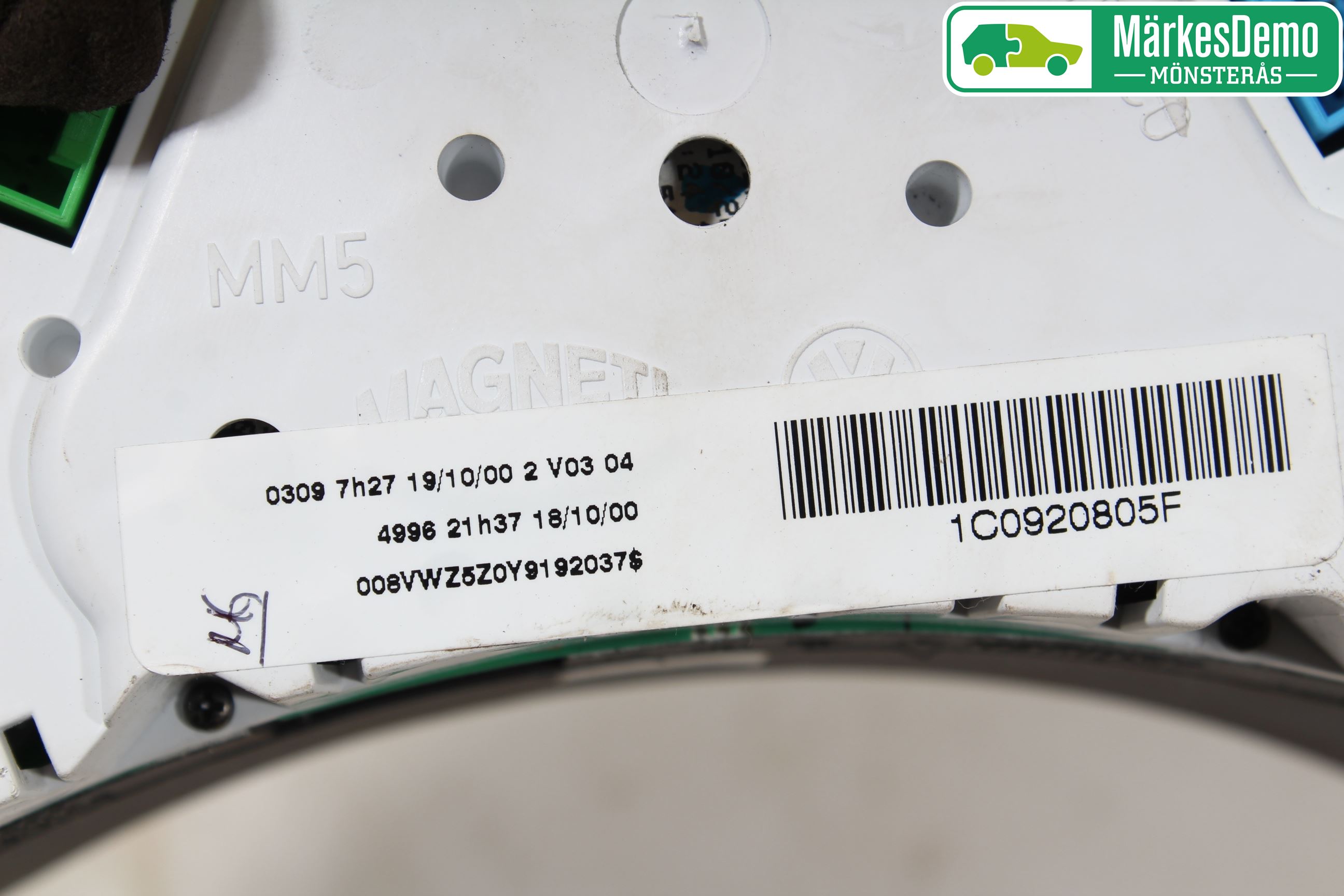 Volkswagen VW BEETLE 98-10 Instr Kombinert