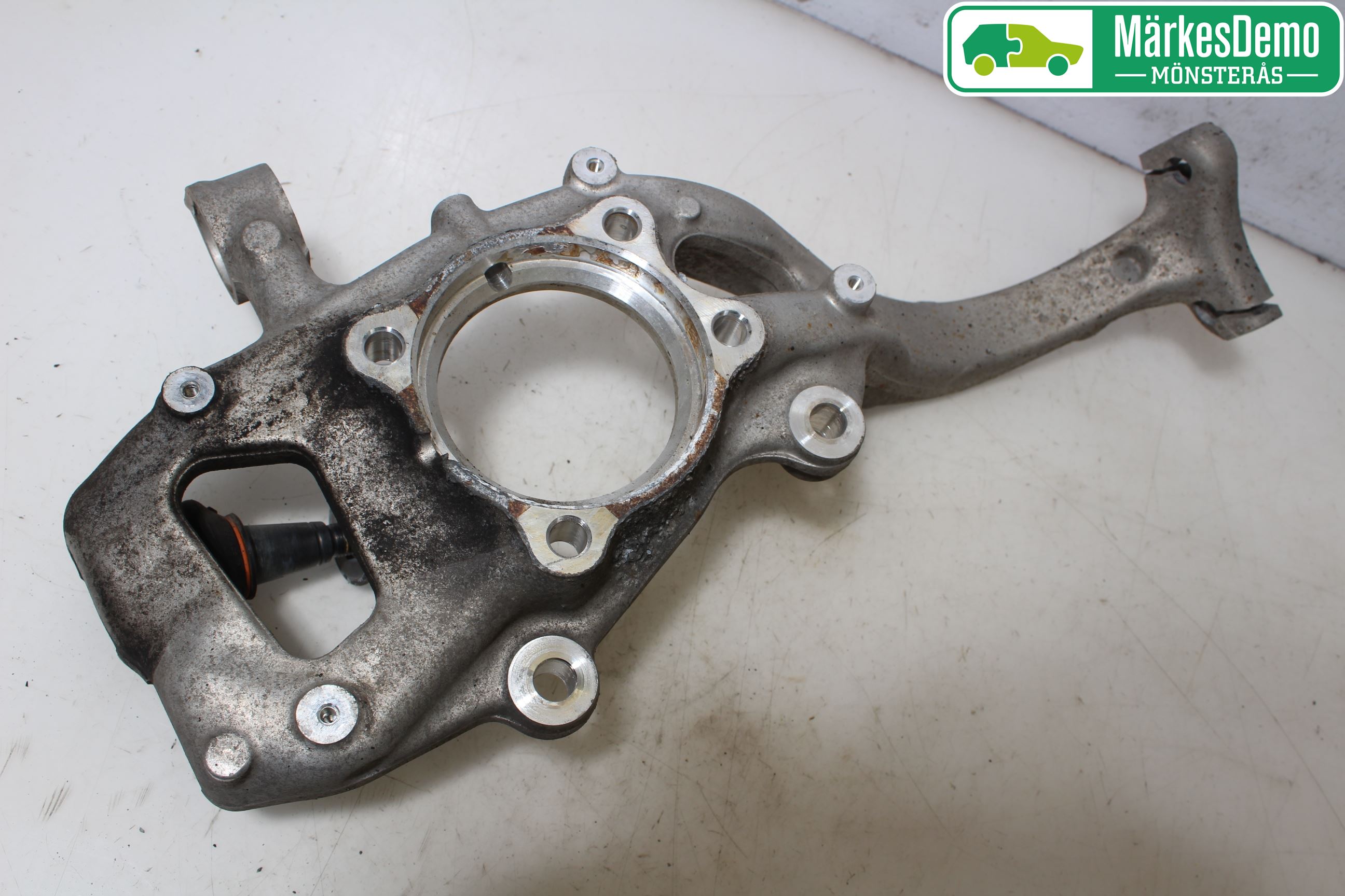 Audi A4/S4 B9 16-19 Spindel Vf