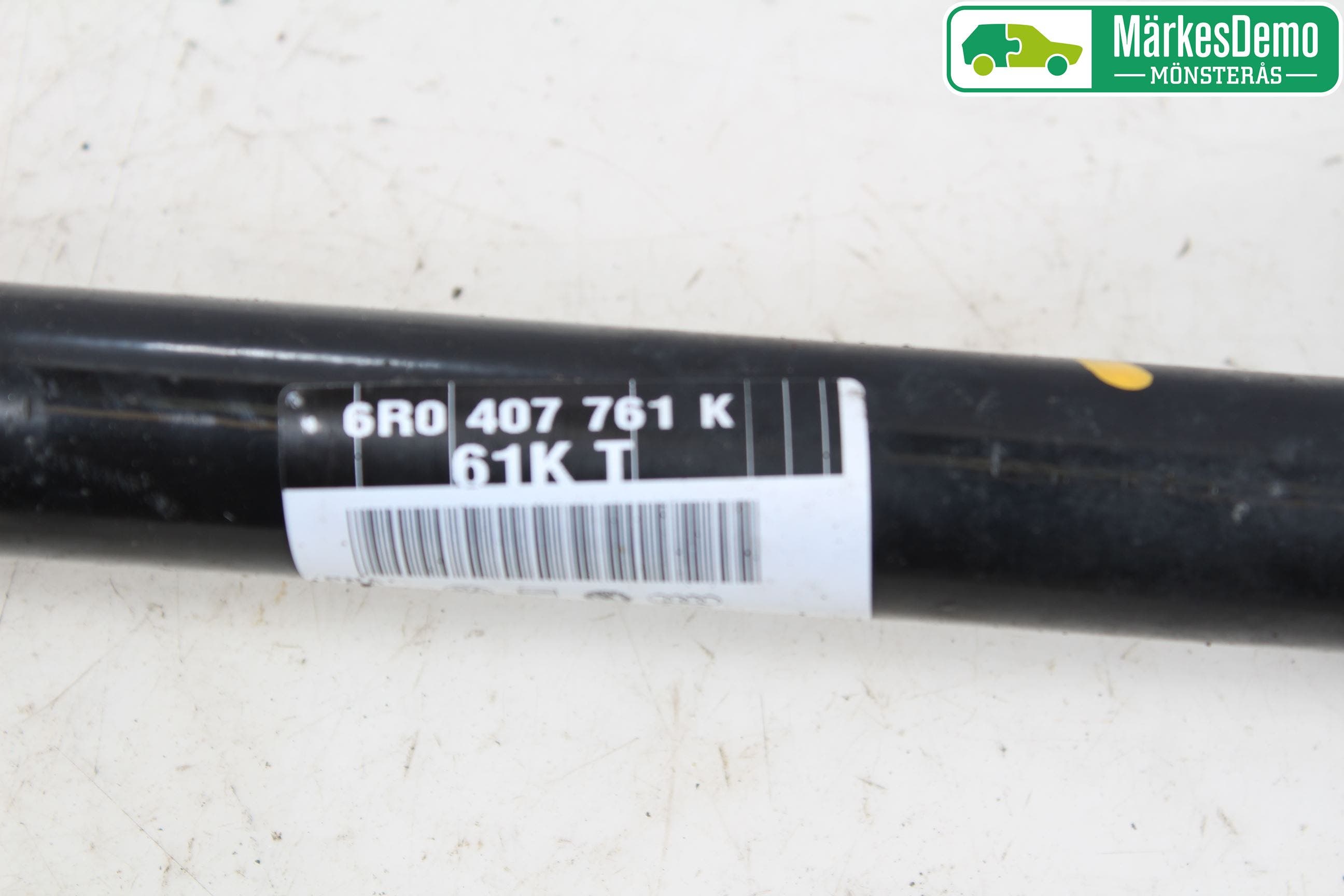 Volkswagen VW POLO 10-17 Drivaksel Foran Kompl Venstre