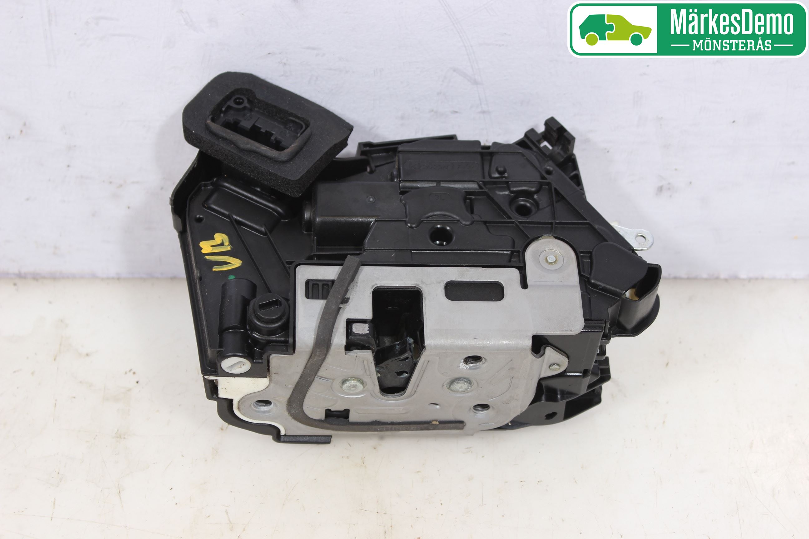 Volkswagen VW POLO 10-17 Dørlås - Låsekasse
