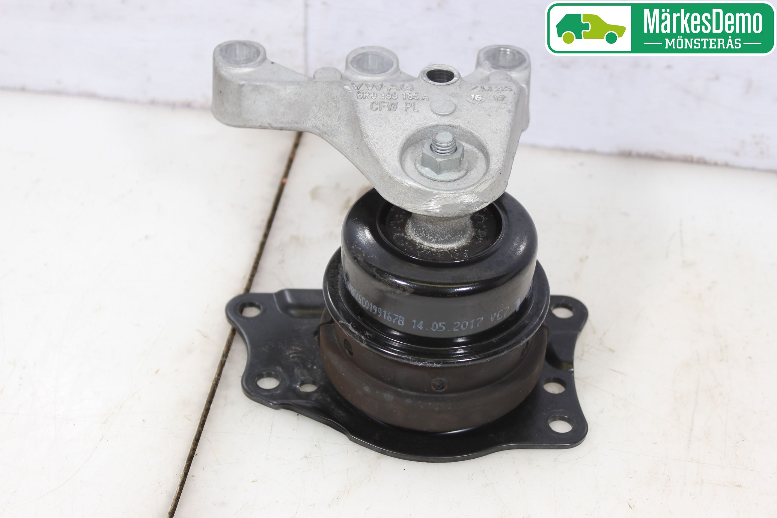 Volkswagen VW POLO 10-17 Motor Feste Gummi