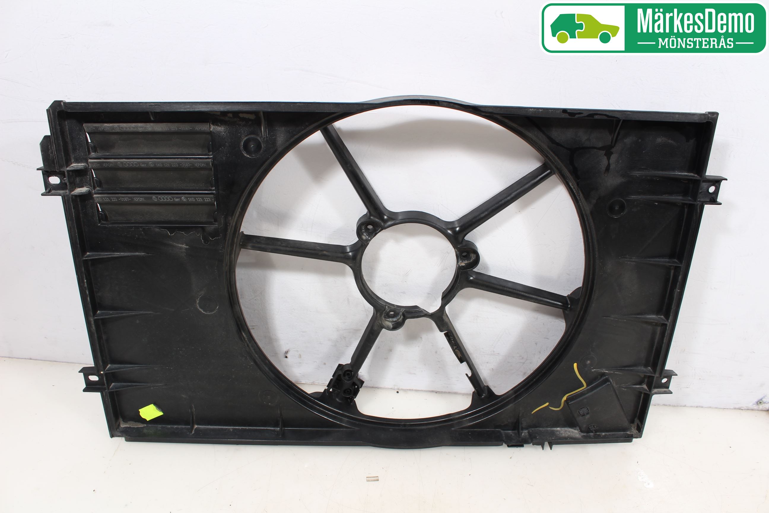 Volkswagen VW GOLF V 04-09 Kjølevifte-Radiator Hus-Kåpe