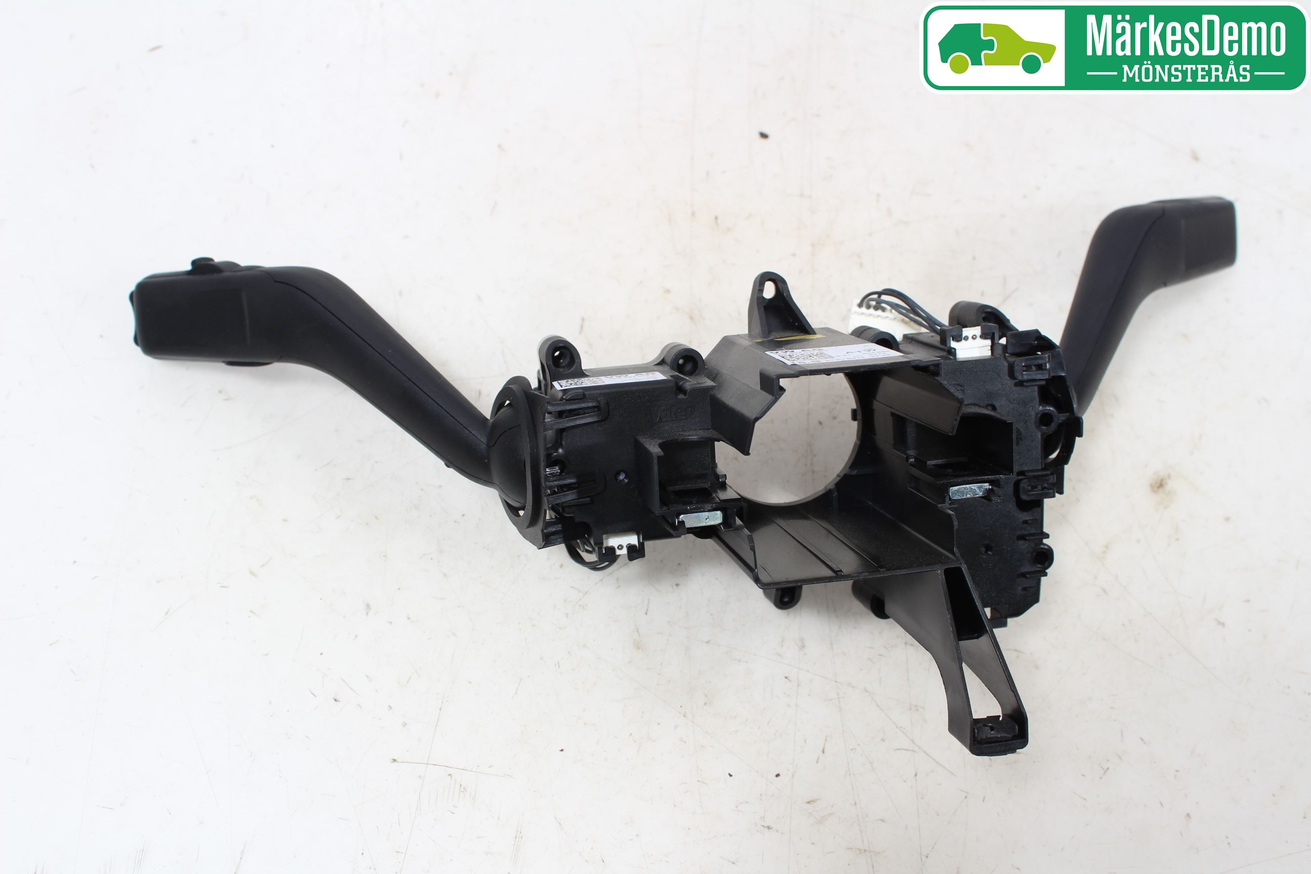 Volkswagen VW PASSAT 11-14 Bryter Ratt Kombi H Og V