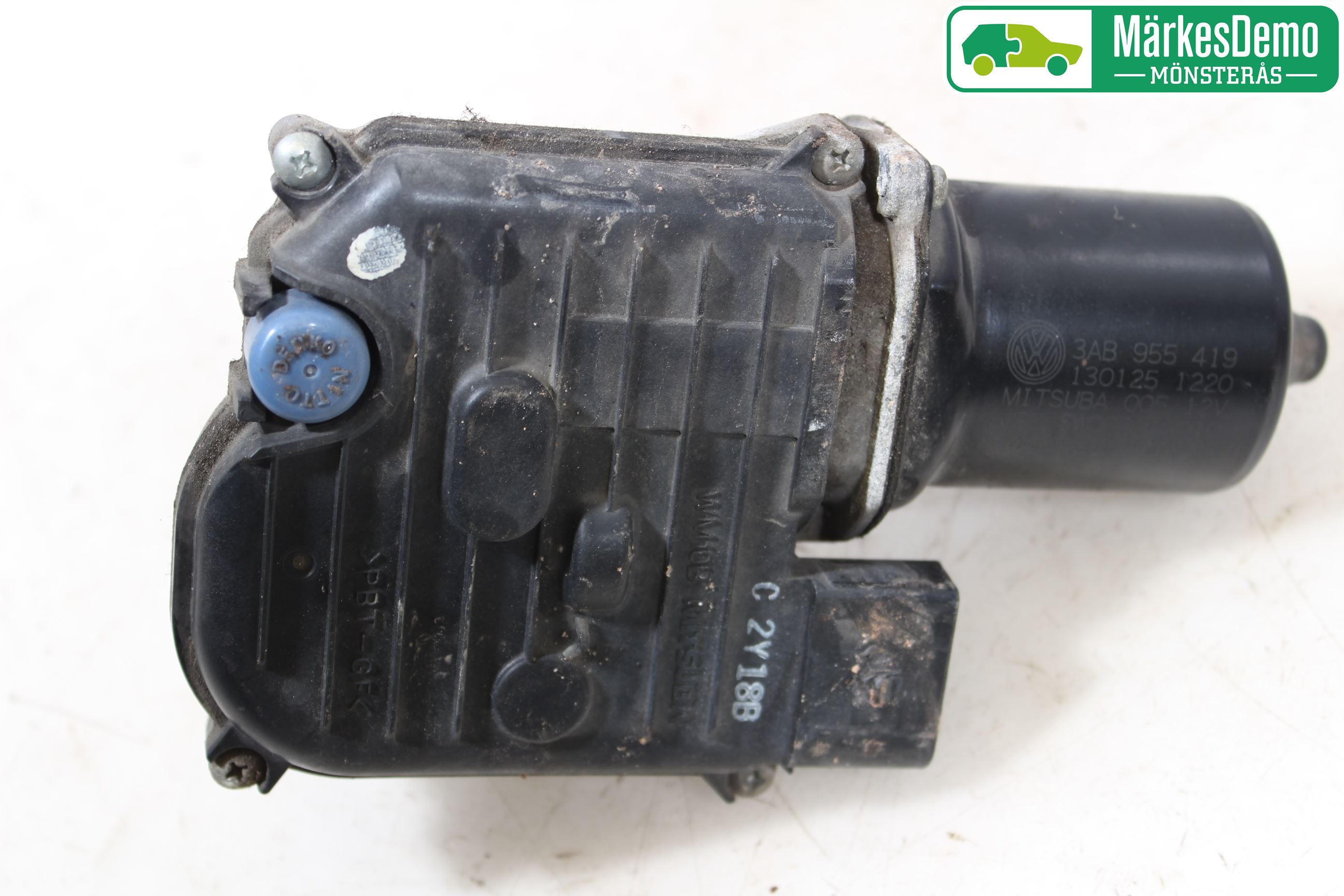 Volkswagen VW PASSAT 11-14 Viskermotor Frontrute