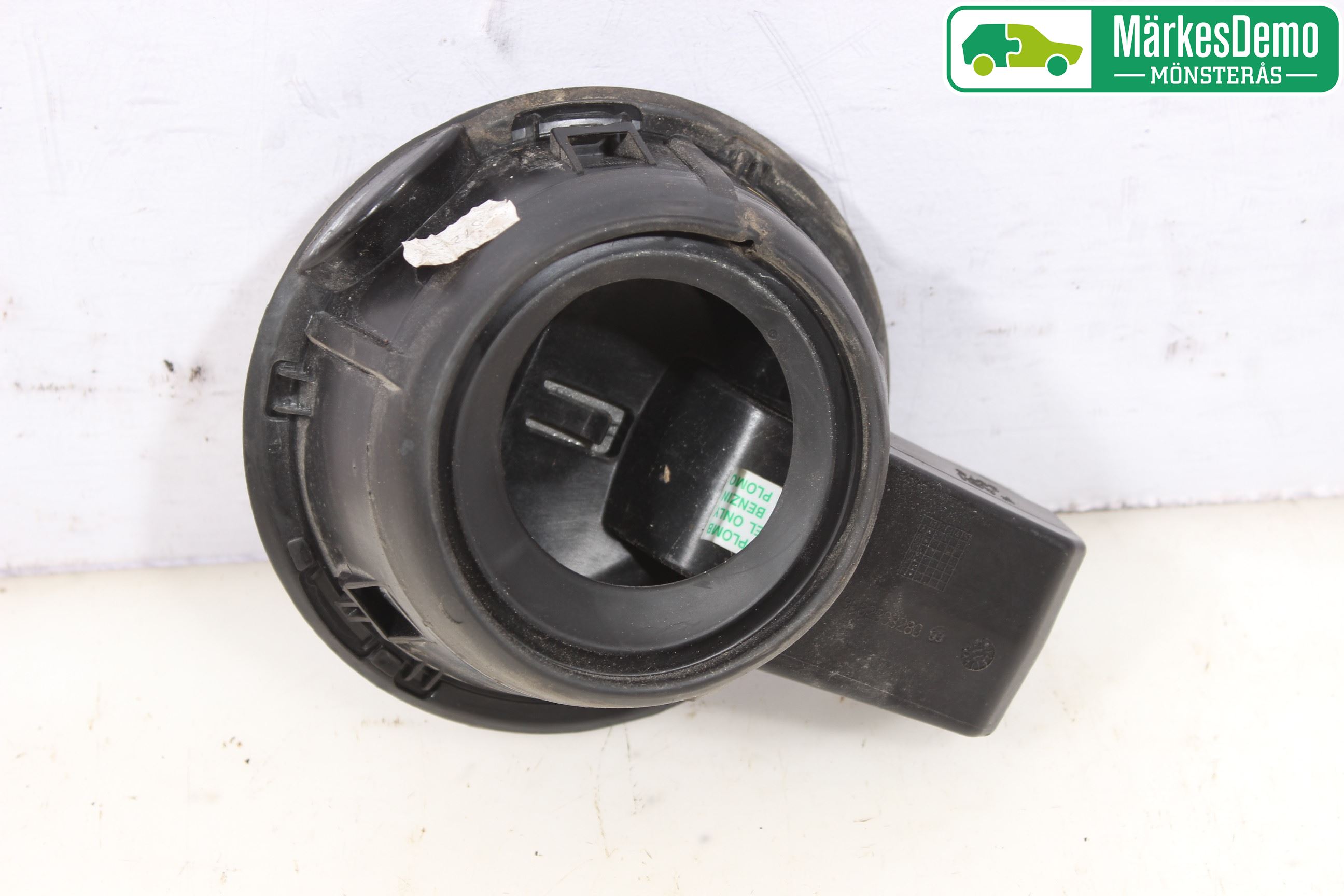 Peugeot 3008 09-16 Drivstoff Tankluke