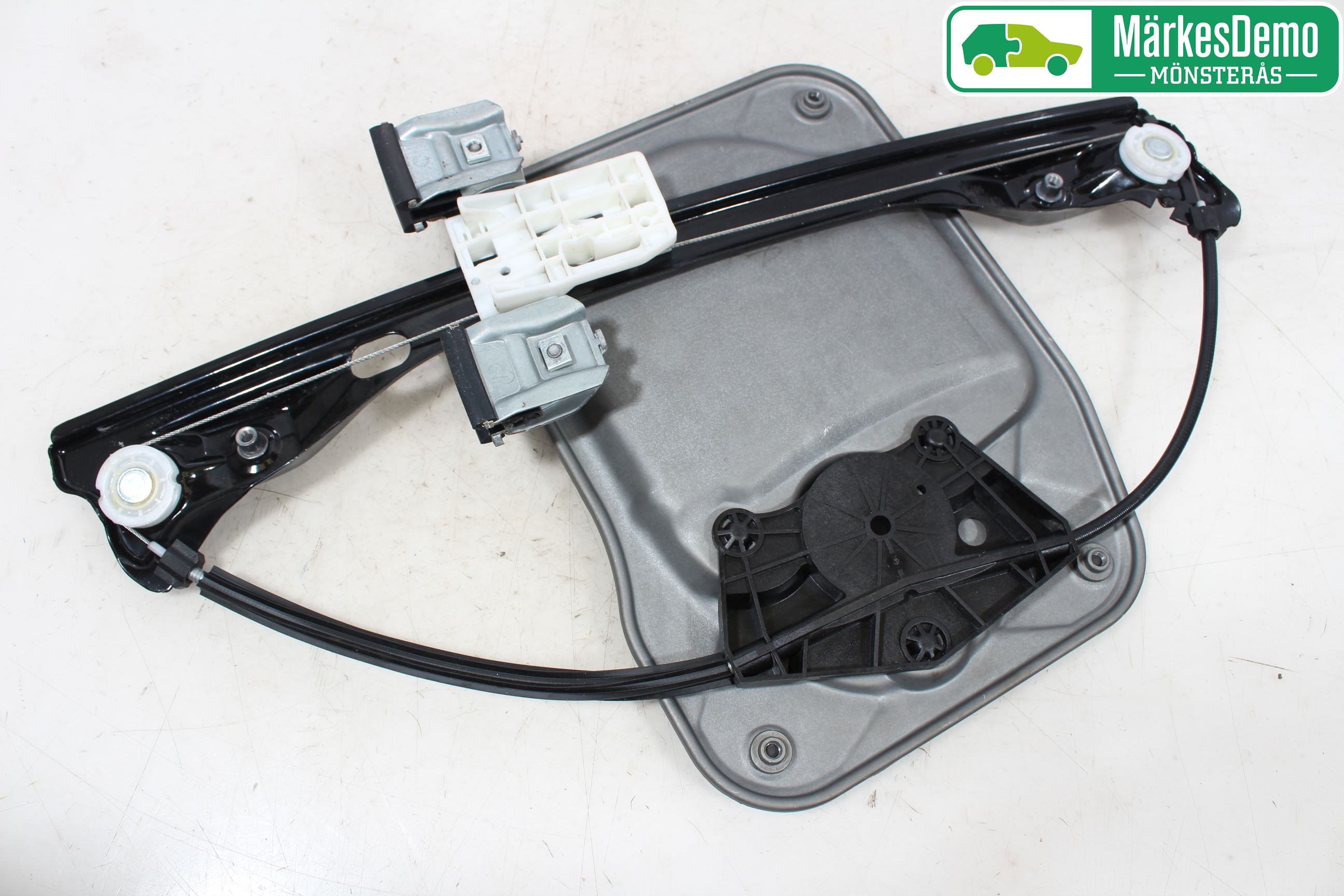 Skoda FABIA 07-14 Vindusheis