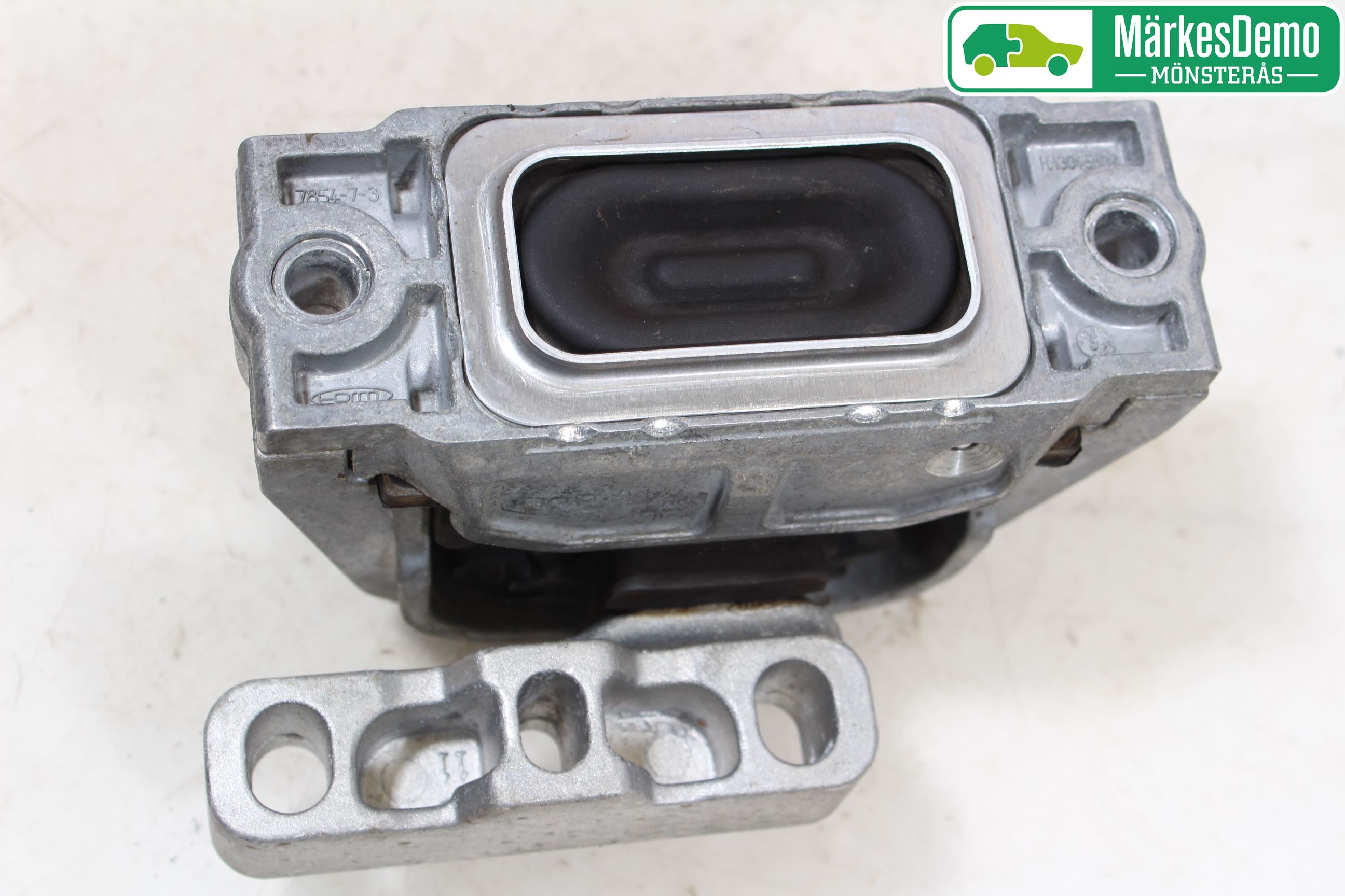 Skoda YETI Motor Feste Gummi
