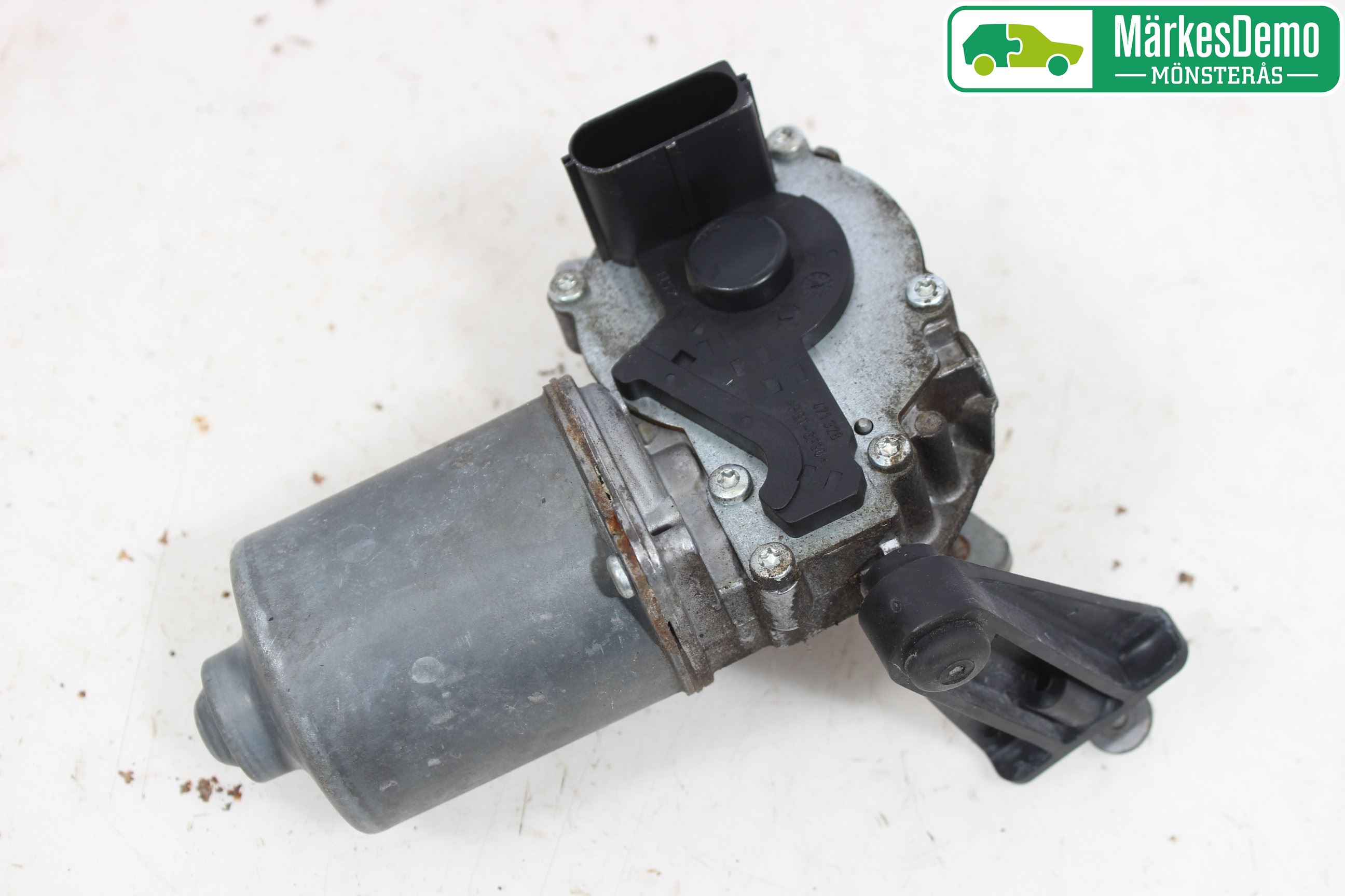 Ford FIESTA     02-05 Viskermotor Frontrute