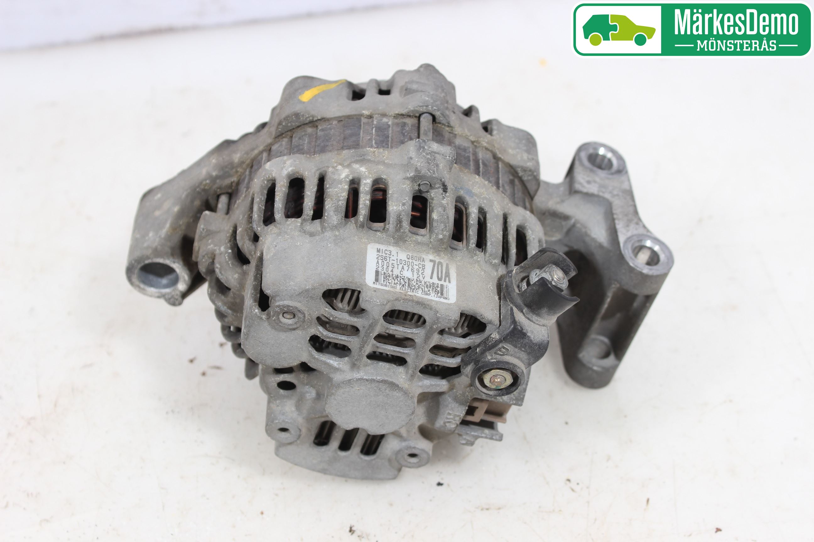 Ford FIESTA     02-05 Dynamo