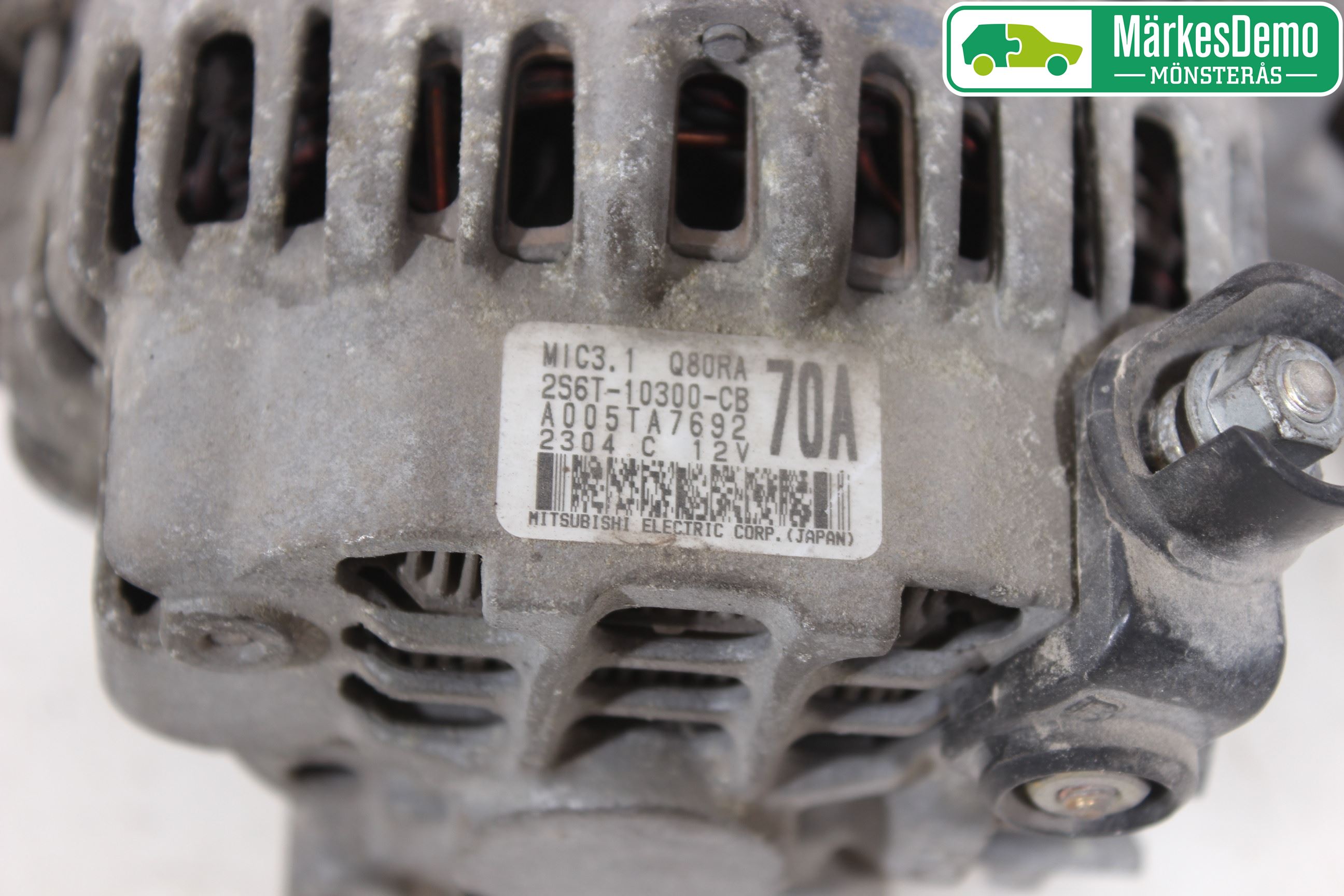Ford FIESTA     02-05 Dynamo