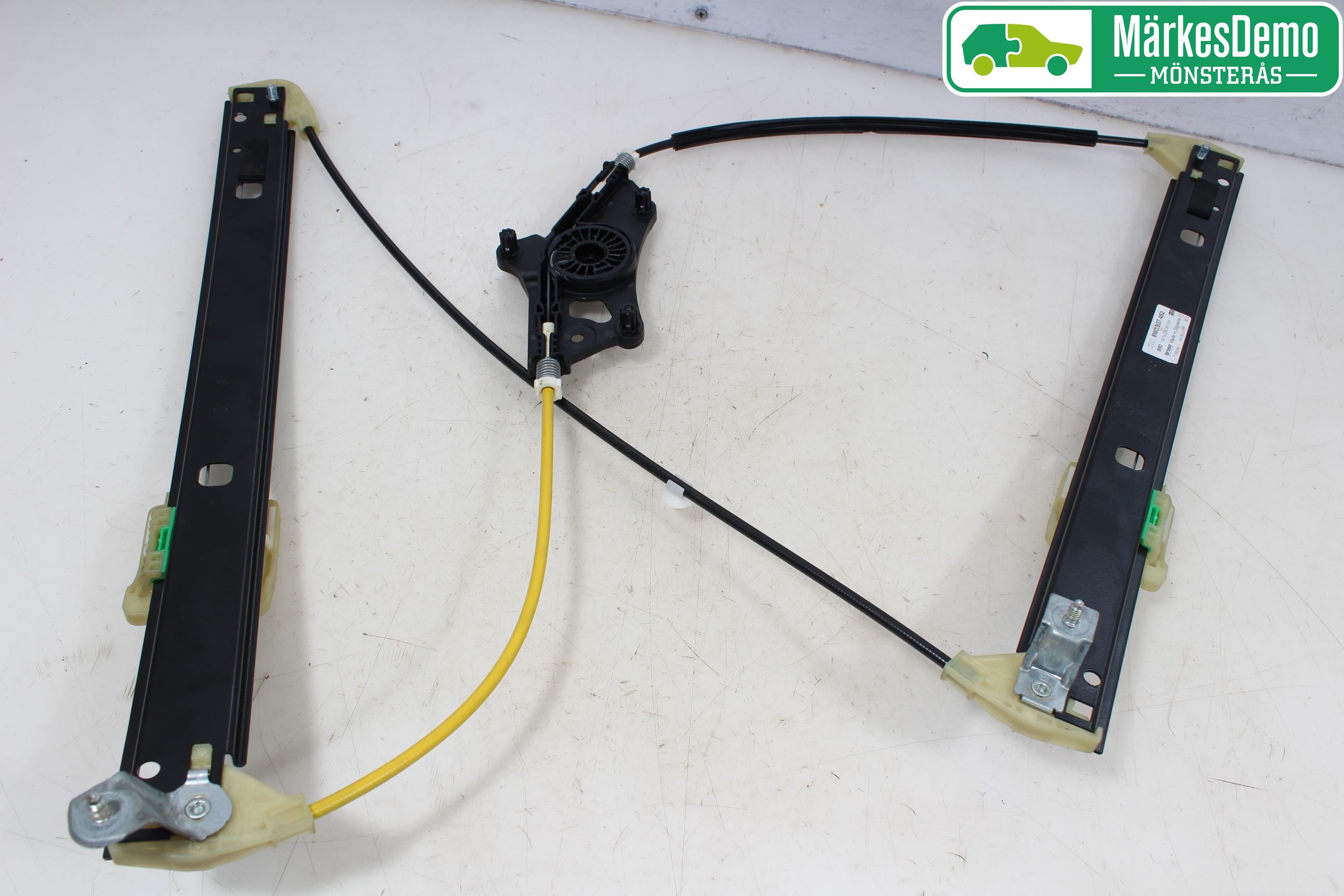 Audi A4/S4 B9 16-19 Vindusheis